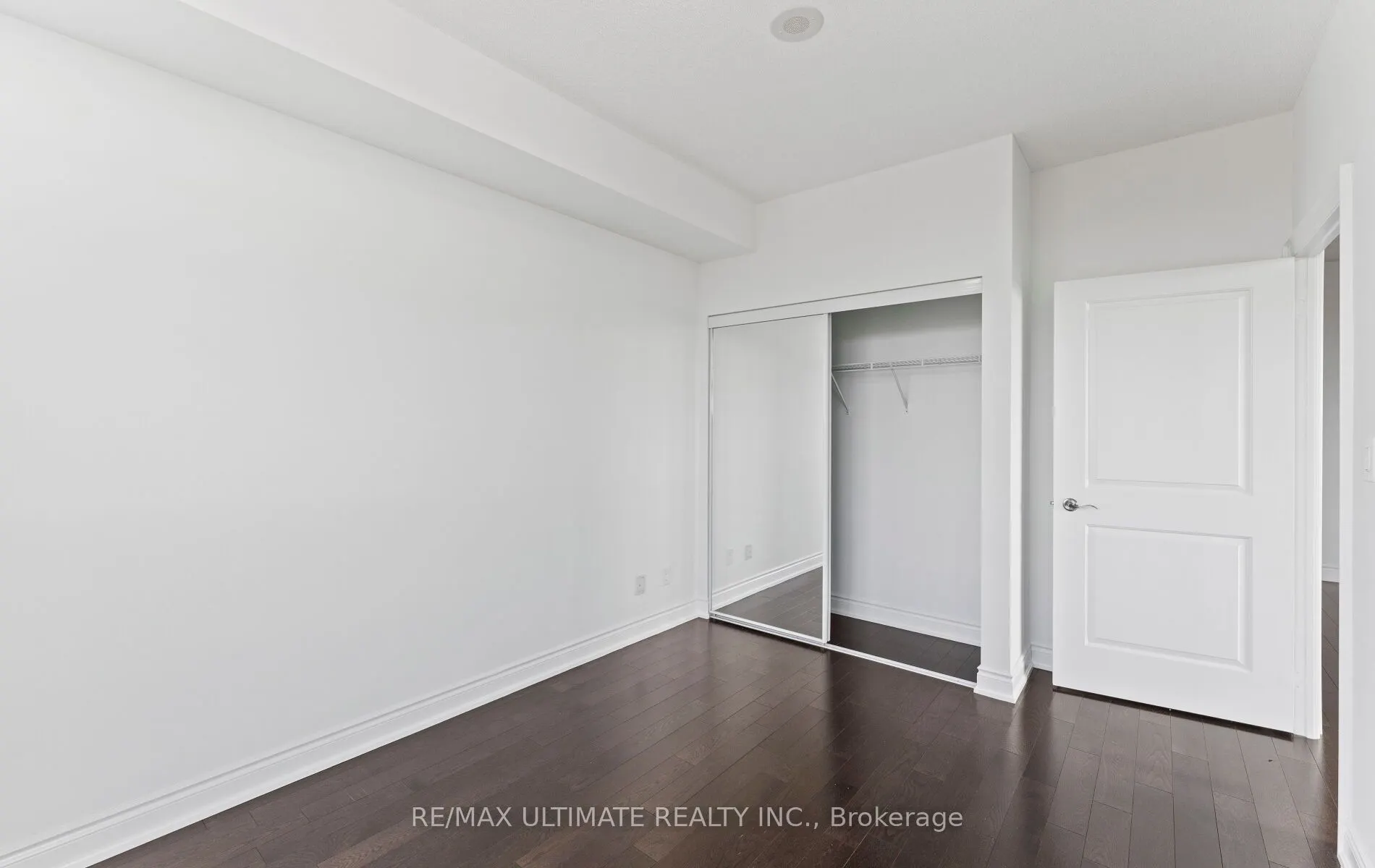 10 Bloorview Place, #707