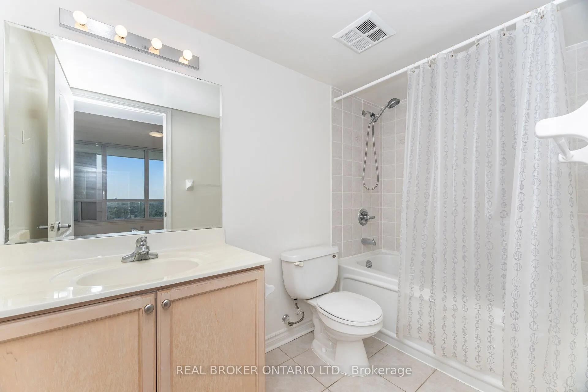 17 Barberry Place, #1109