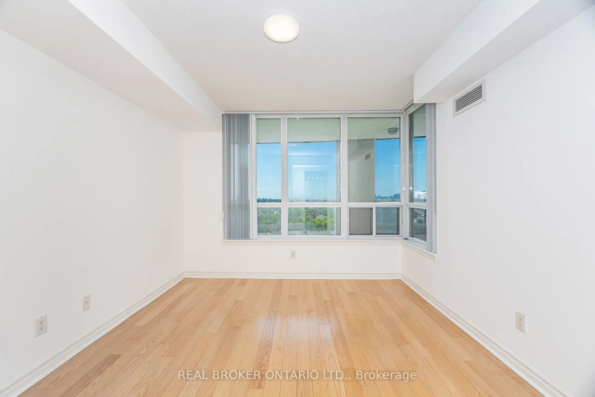 17 Barberry Place, #1109