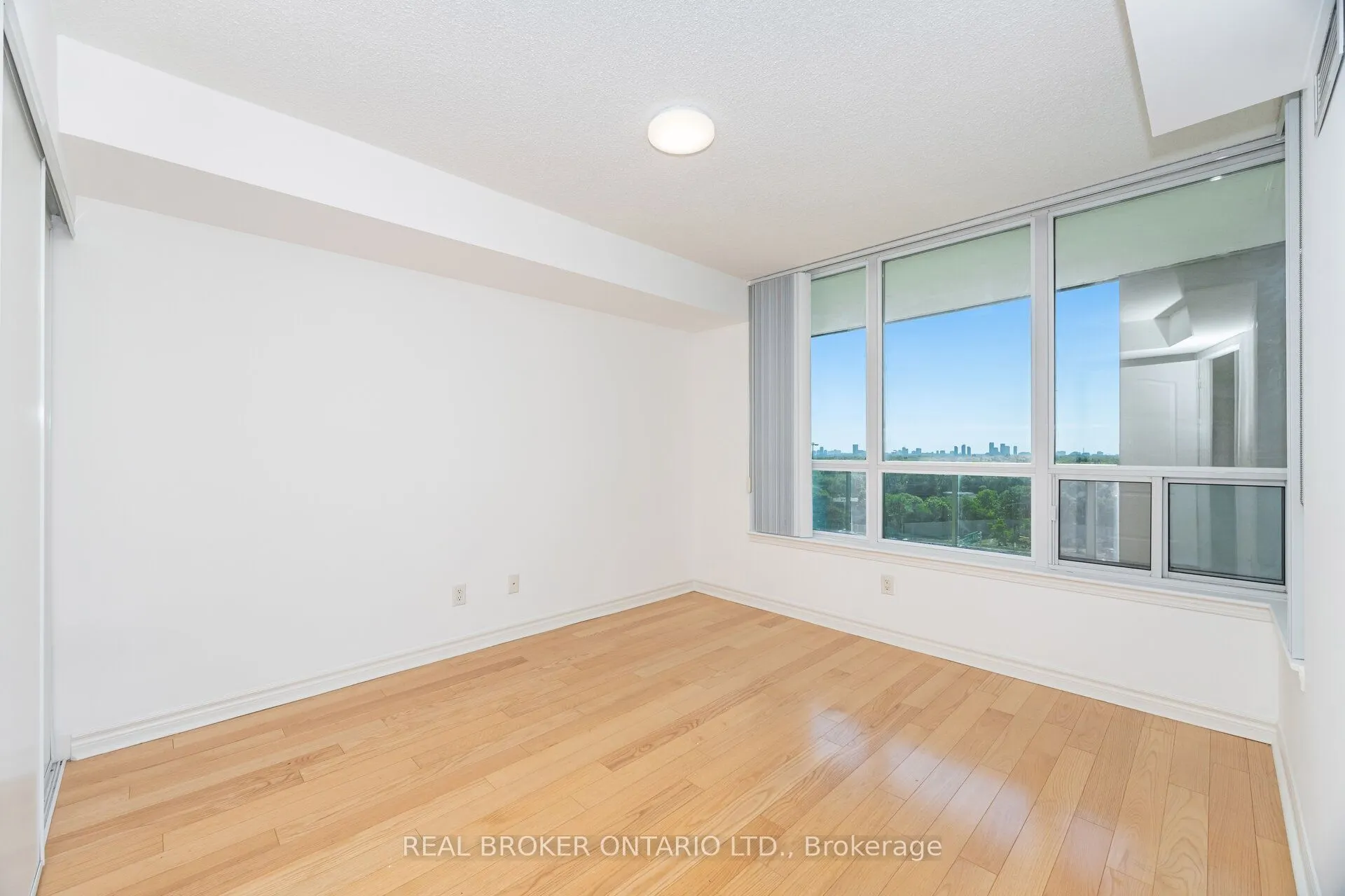 17 Barberry Place, #1109