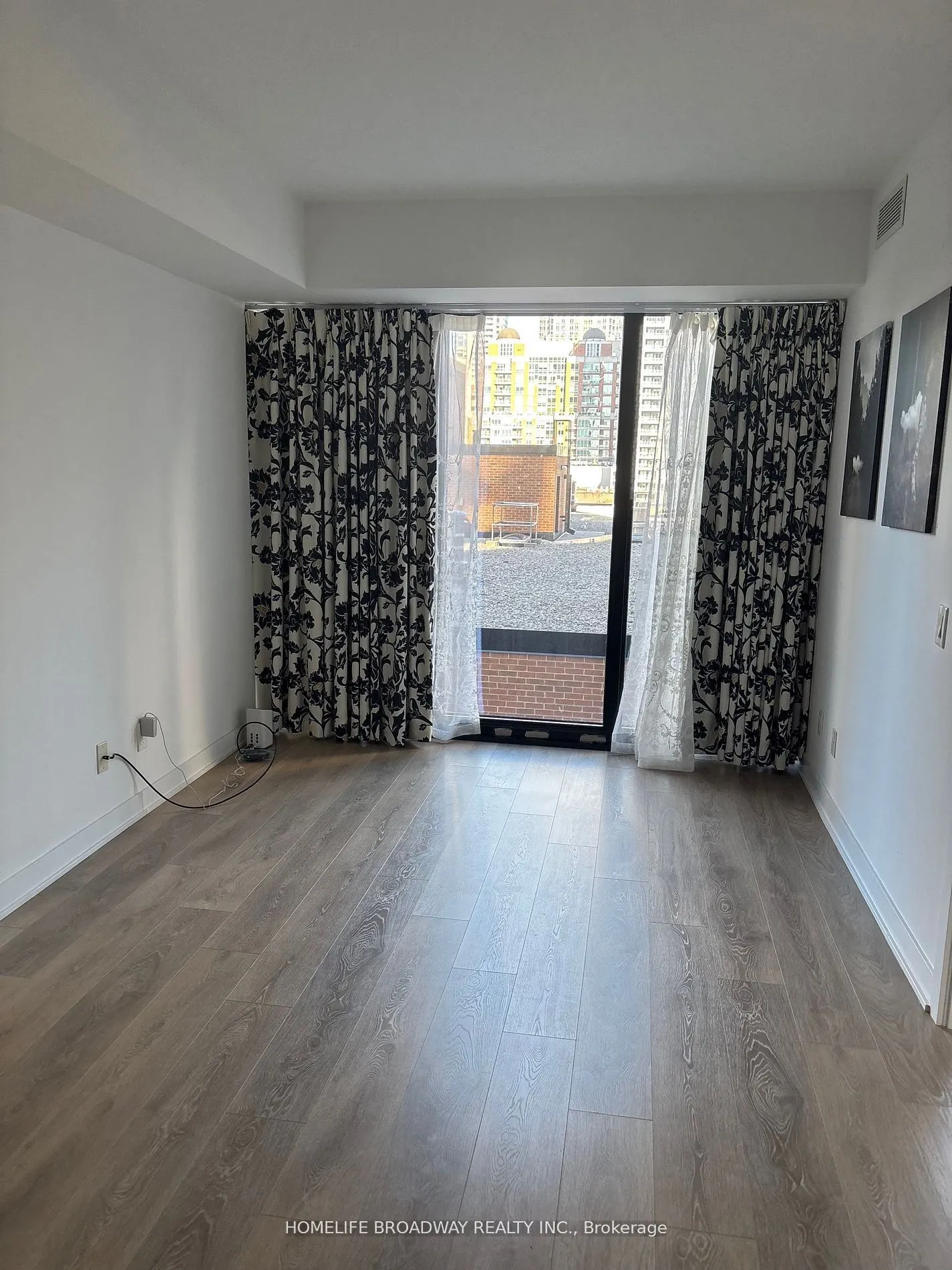 188 Cumberland Street, #803