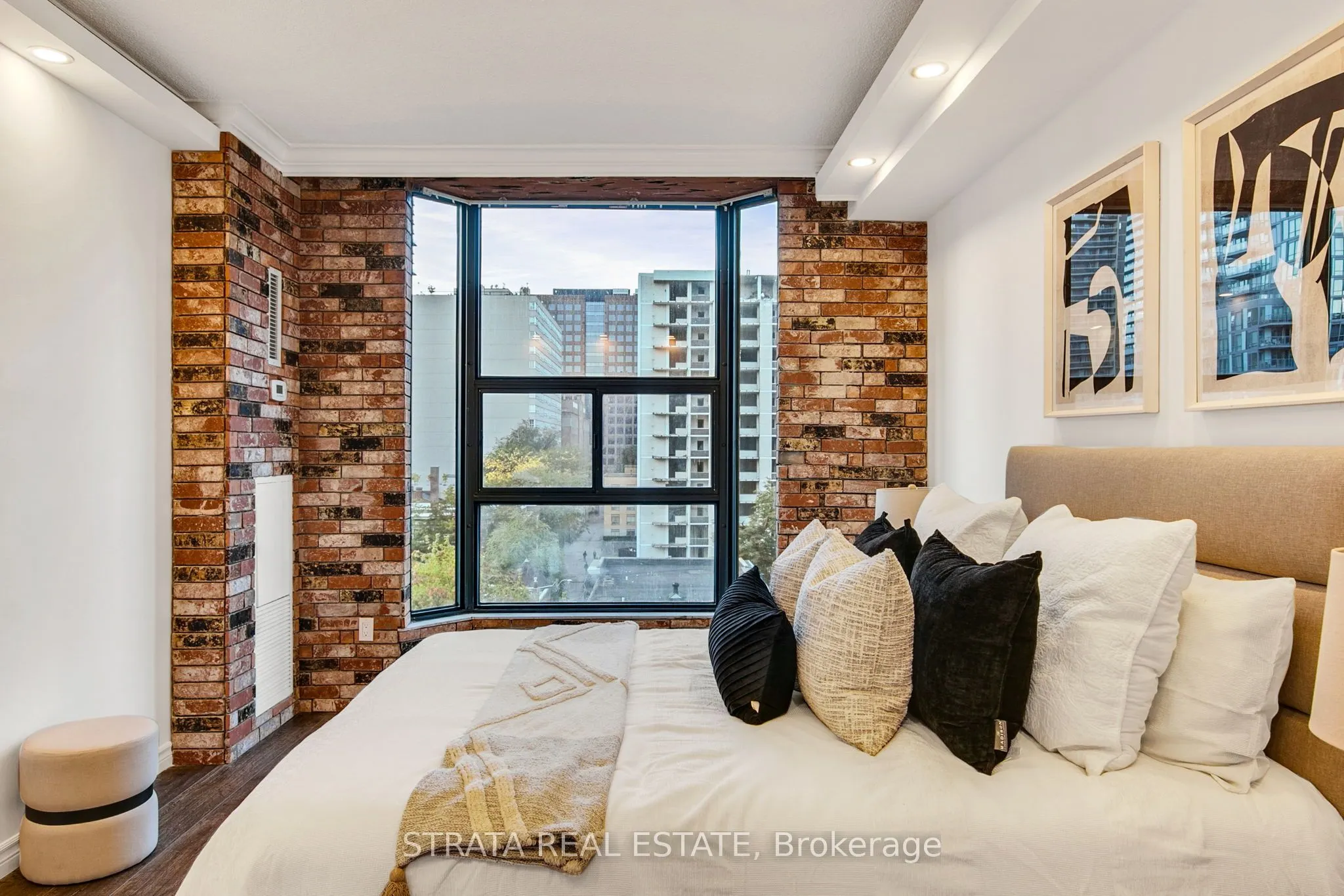 86 Gloucester Street, #702