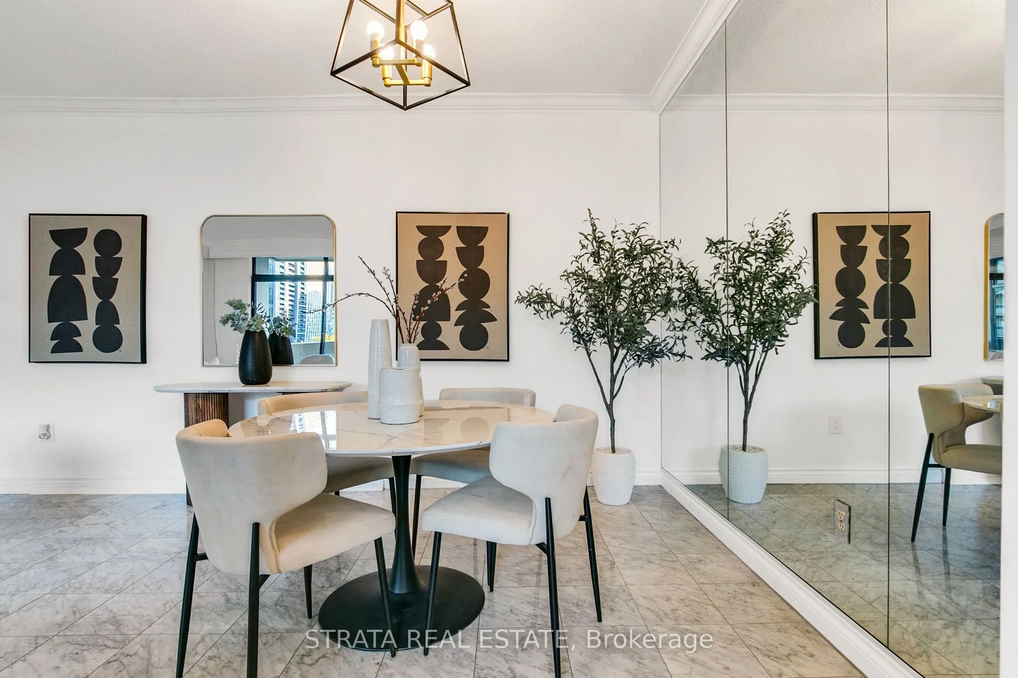 86 Gloucester Street, #702