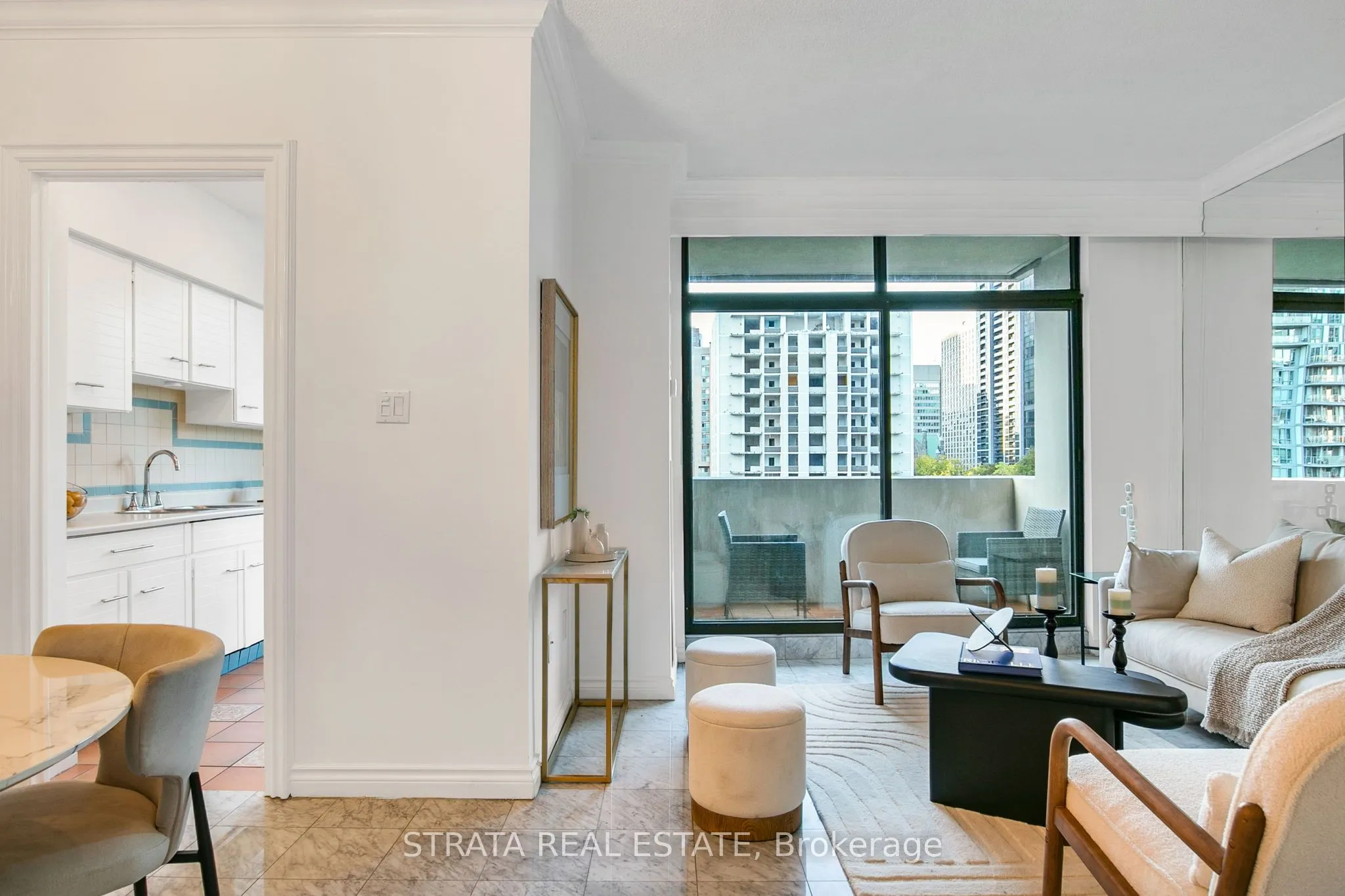 86 Gloucester Street, #702