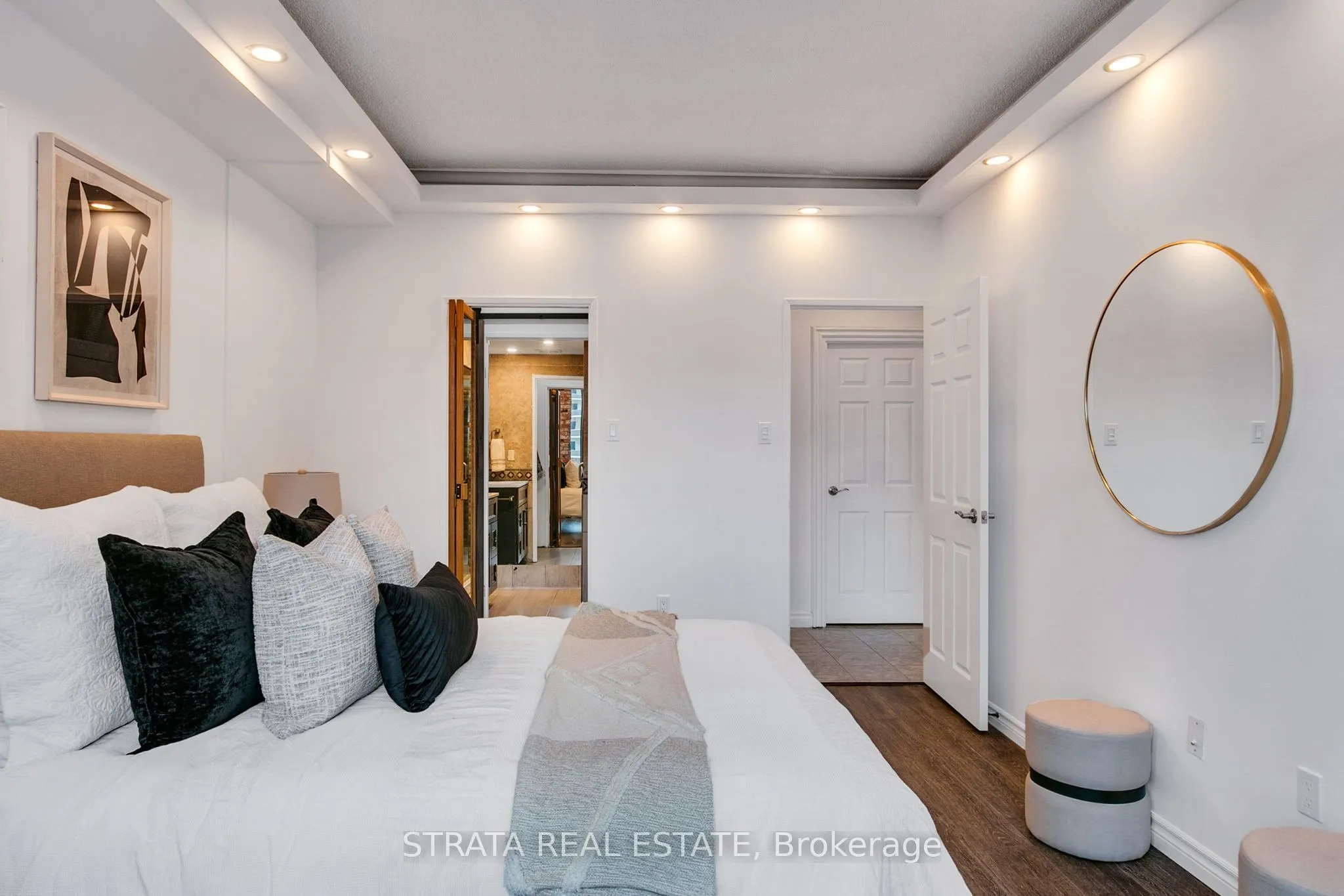 86 Gloucester Street, #702