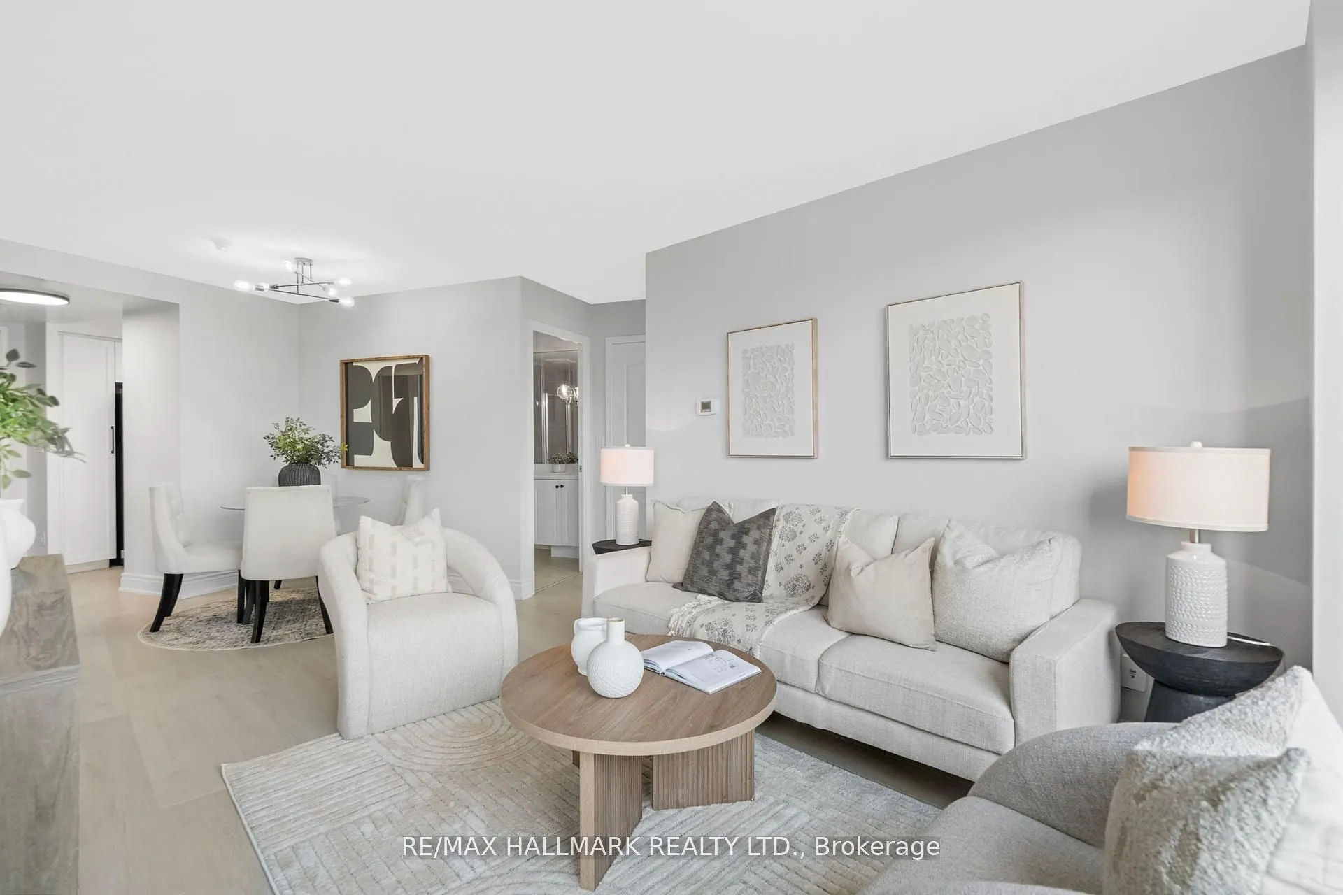 205 The Donway W, #328