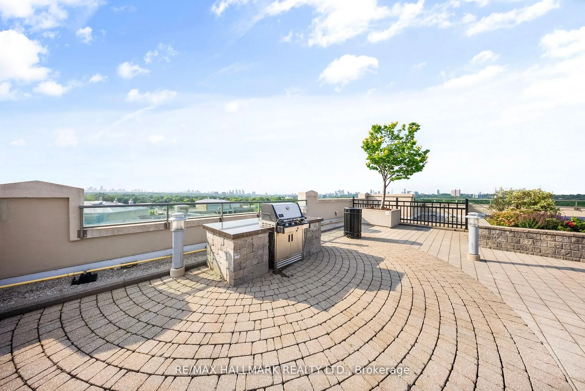 205 The Donway W, #328