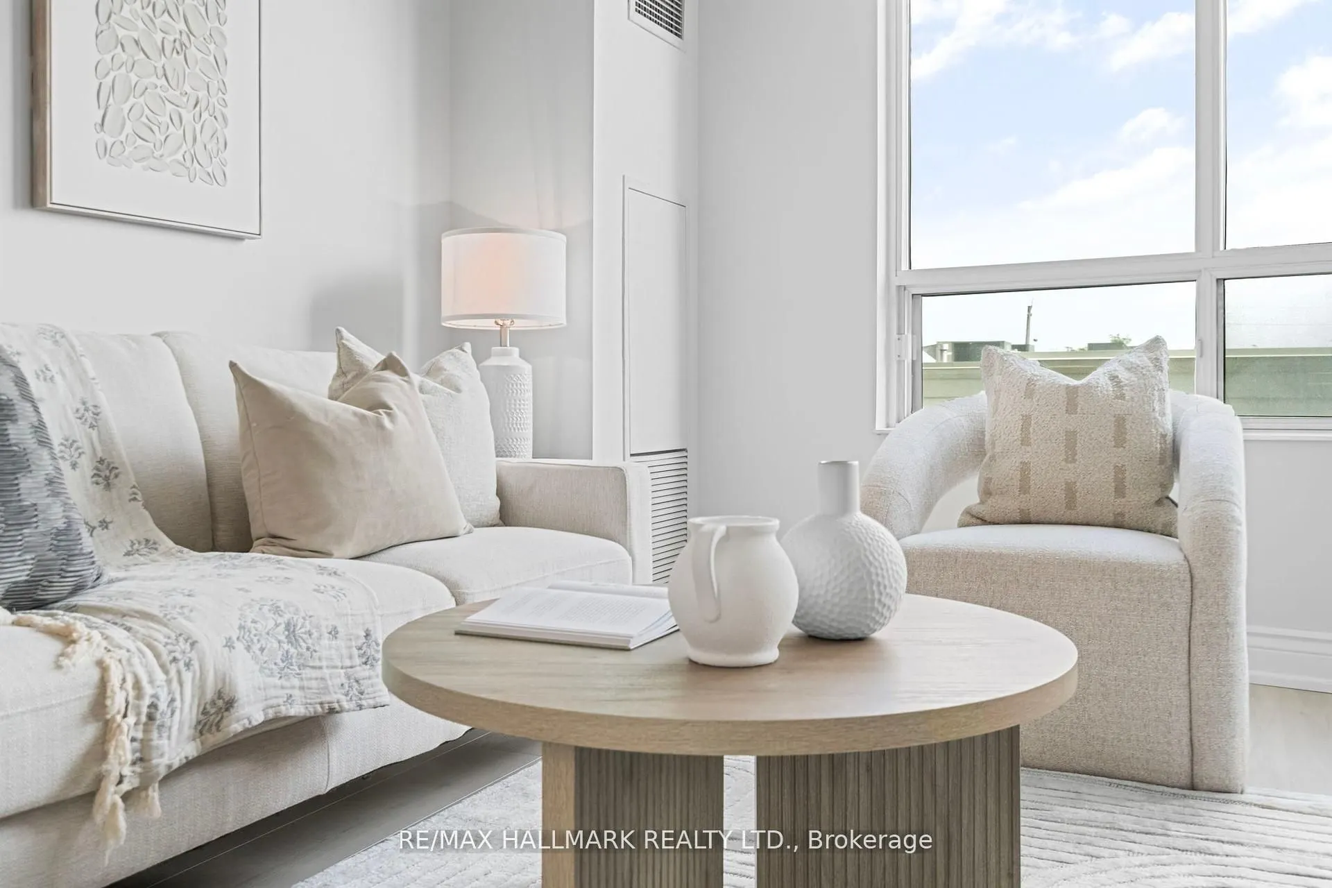 205 The Donway W, #328