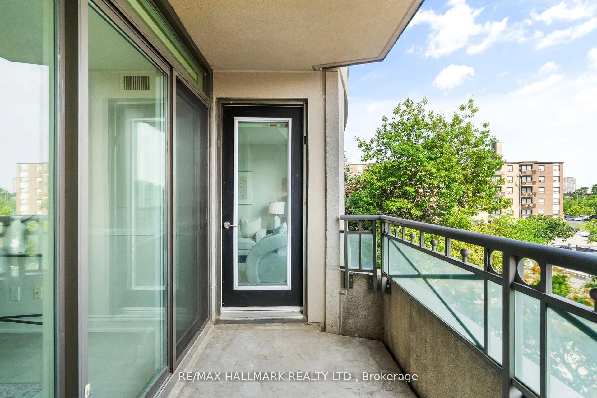 205 The Donway W, #328