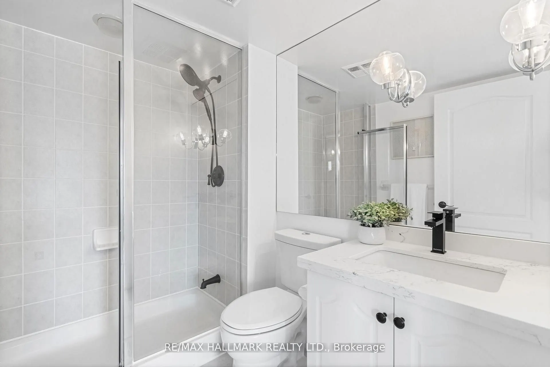 205 The Donway W, #328