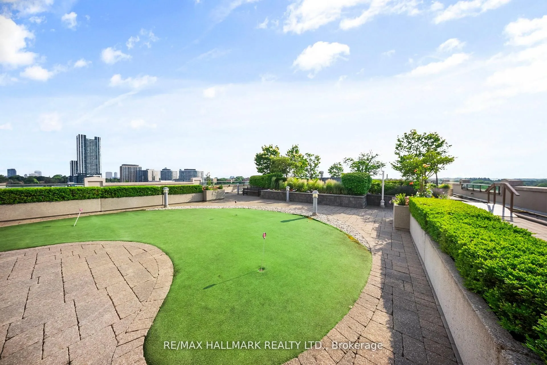 205 The Donway W, #328