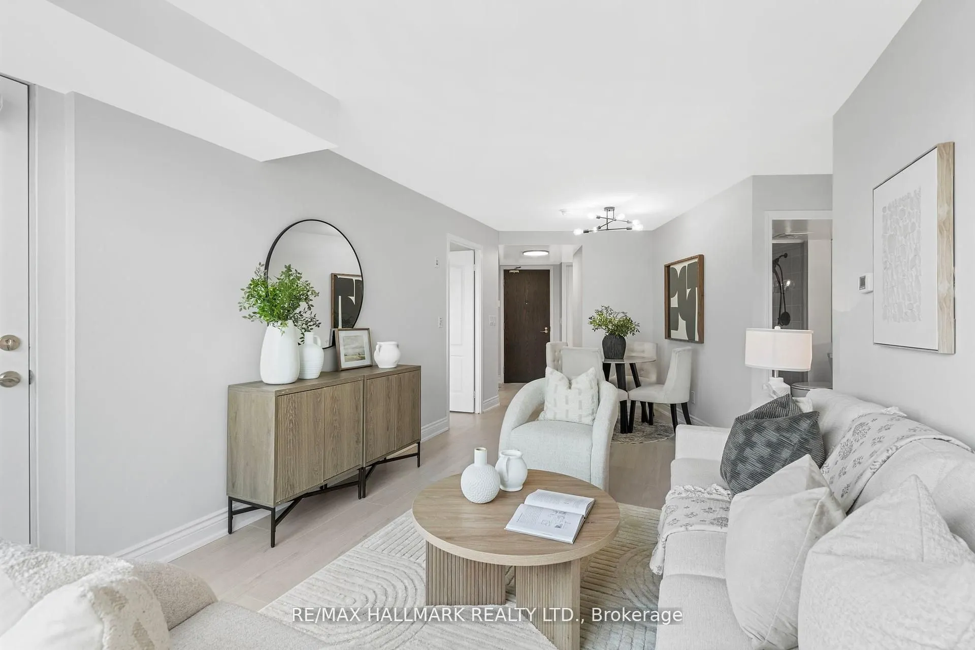 205 The Donway W, #328