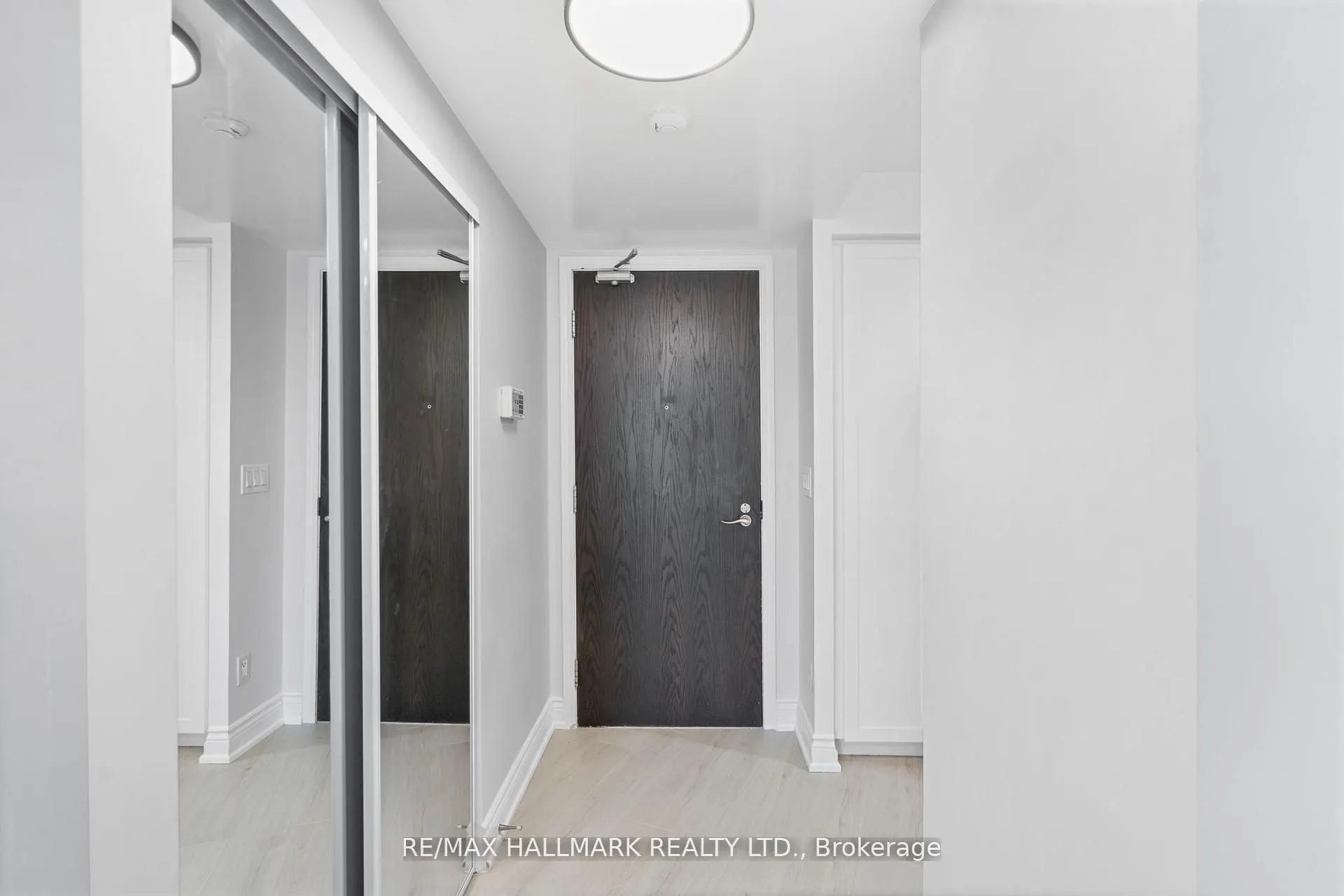 205 The Donway W, #328