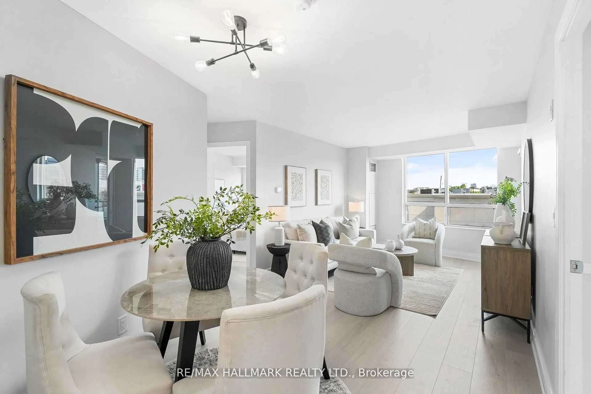 205 The Donway W, #328