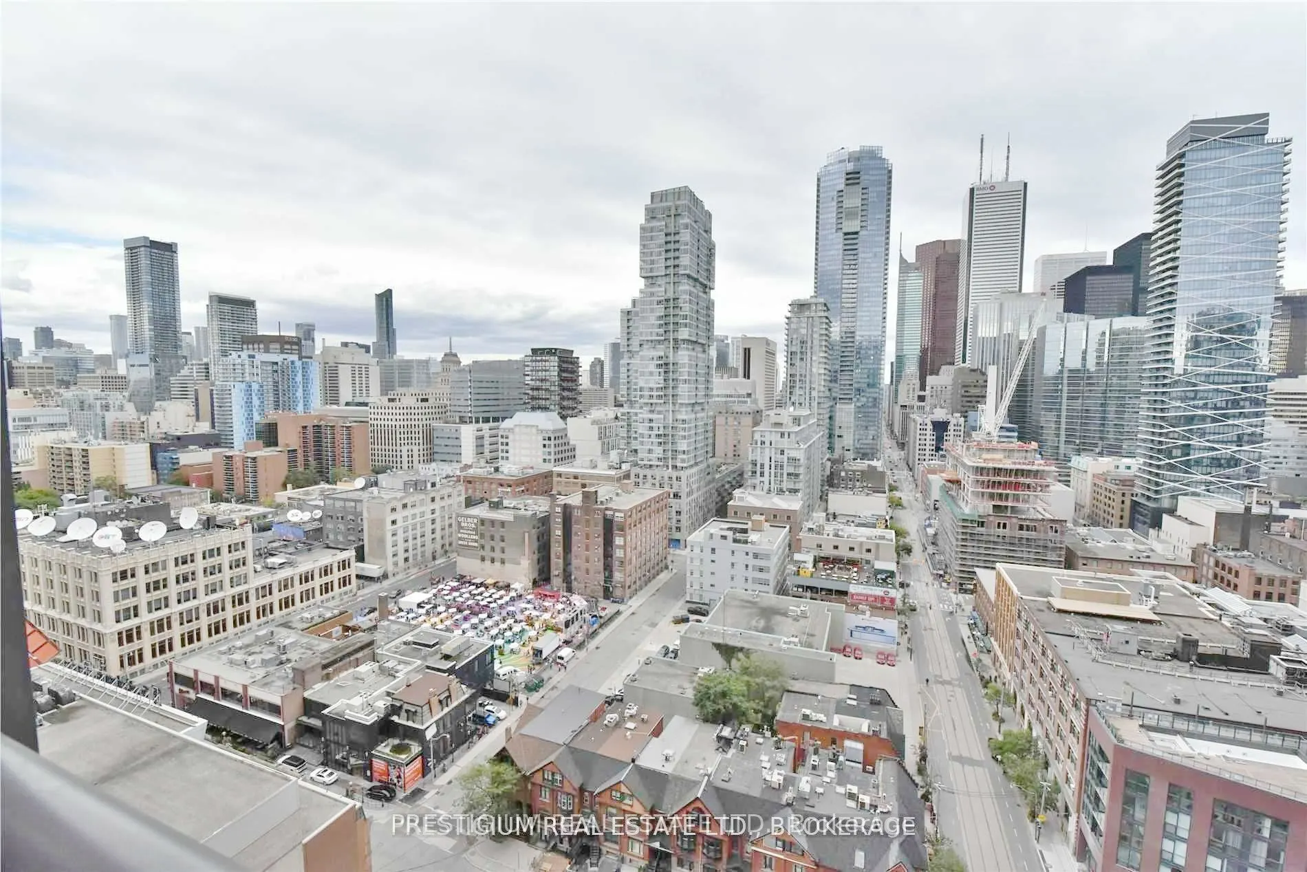 290 Adelaide Street W, #1910