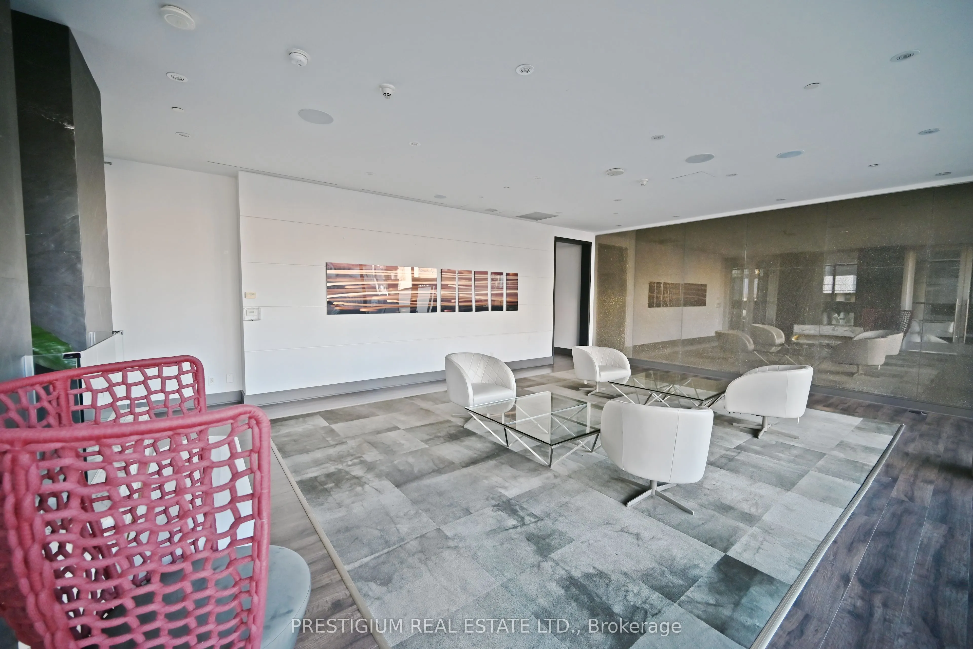 290 Adelaide Street W, #1910