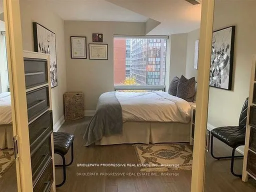 1001 Bay Street, #706