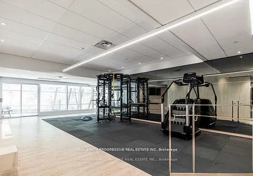 1001 Bay Street, #706