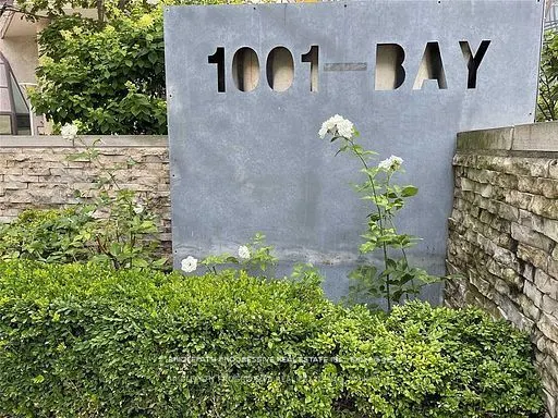 1001 Bay Street, #706