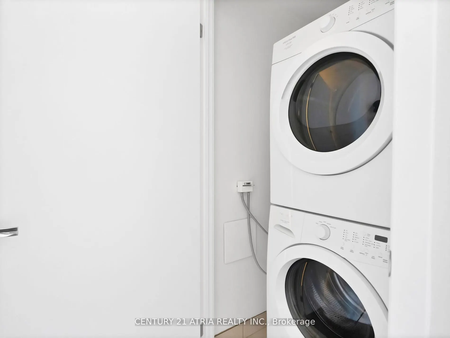 21 Widmer Street, #4102