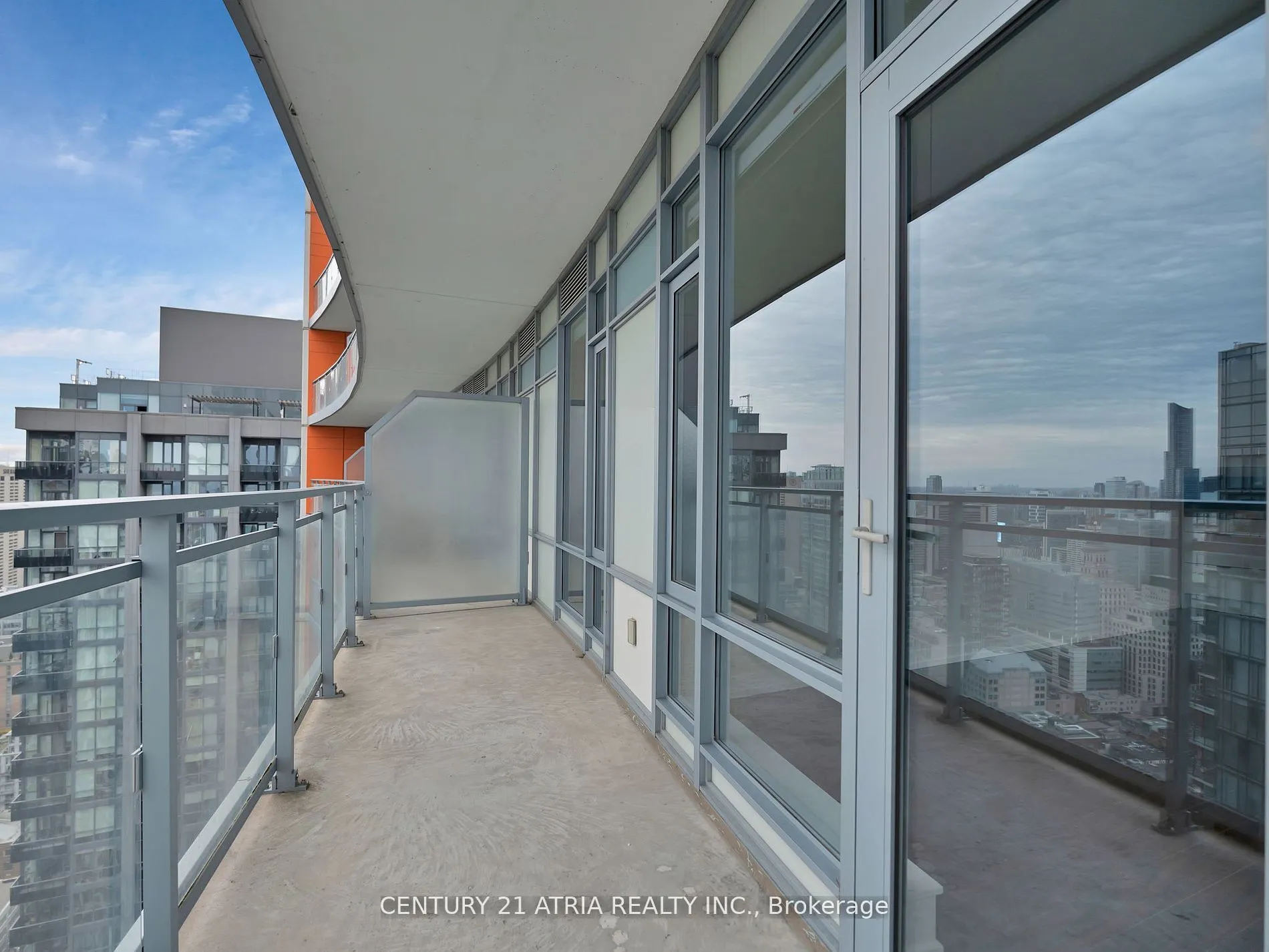 21 Widmer Street, #4102