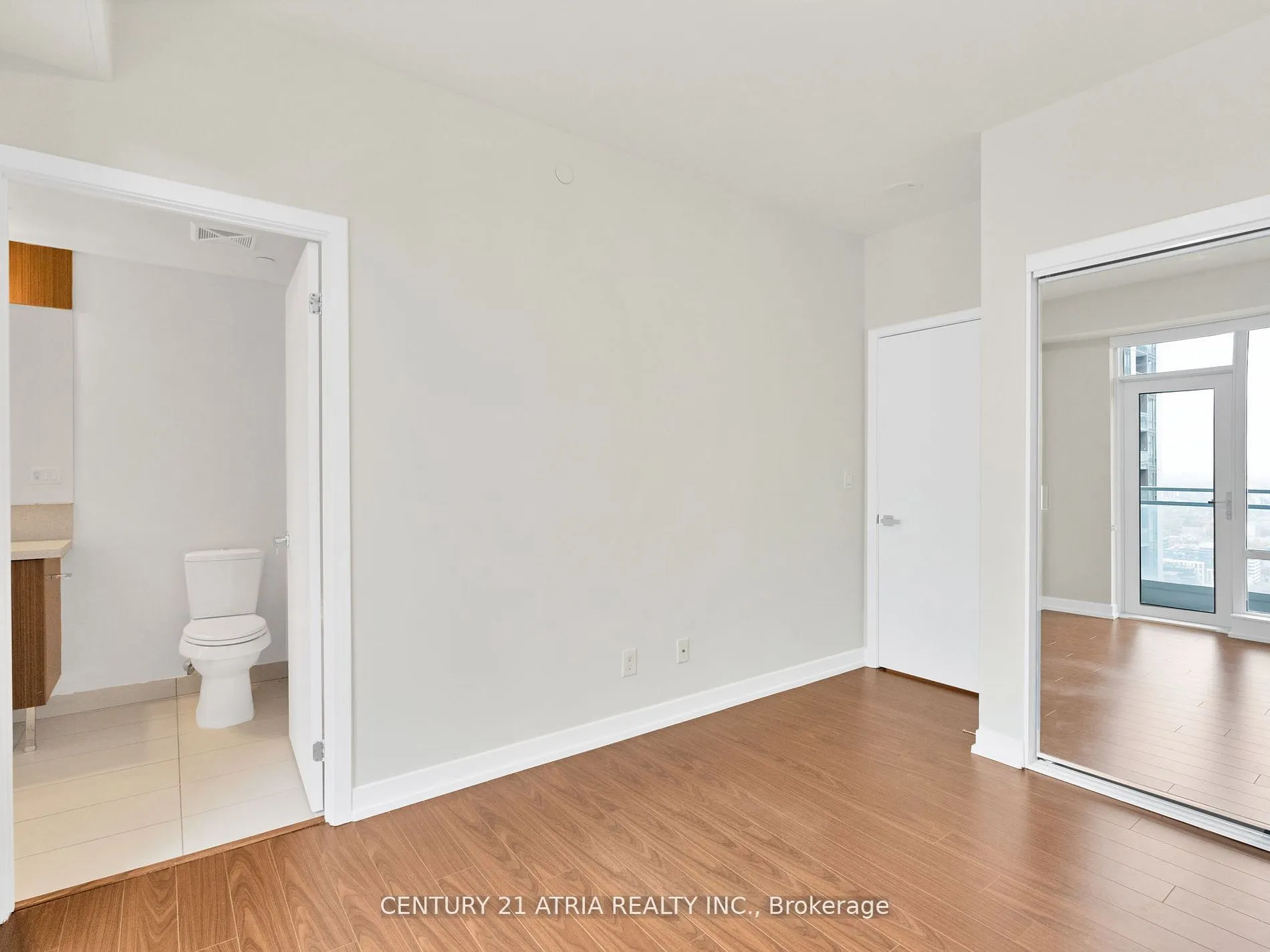 21 Widmer Street, #4102