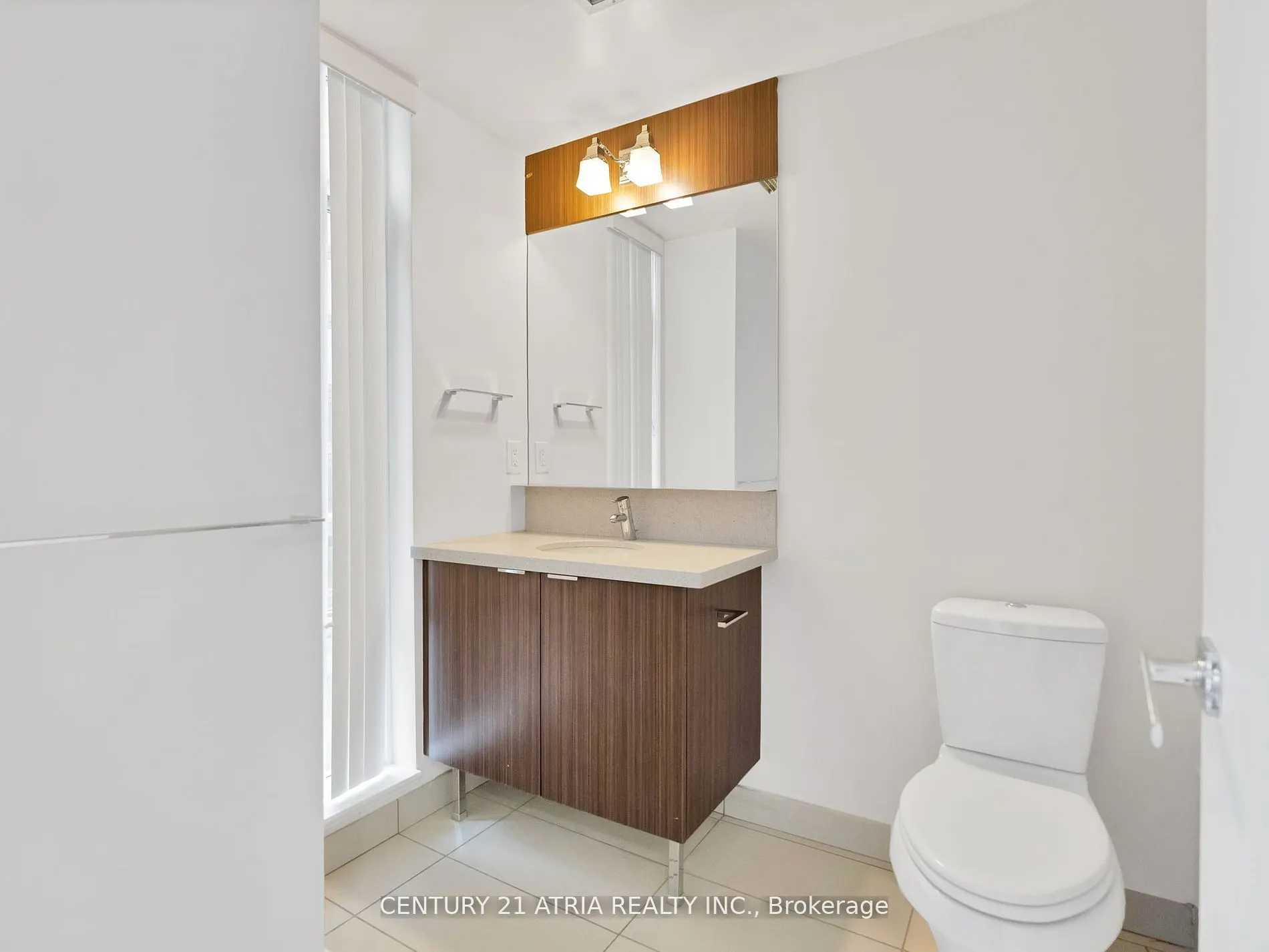 21 Widmer Street, #4102