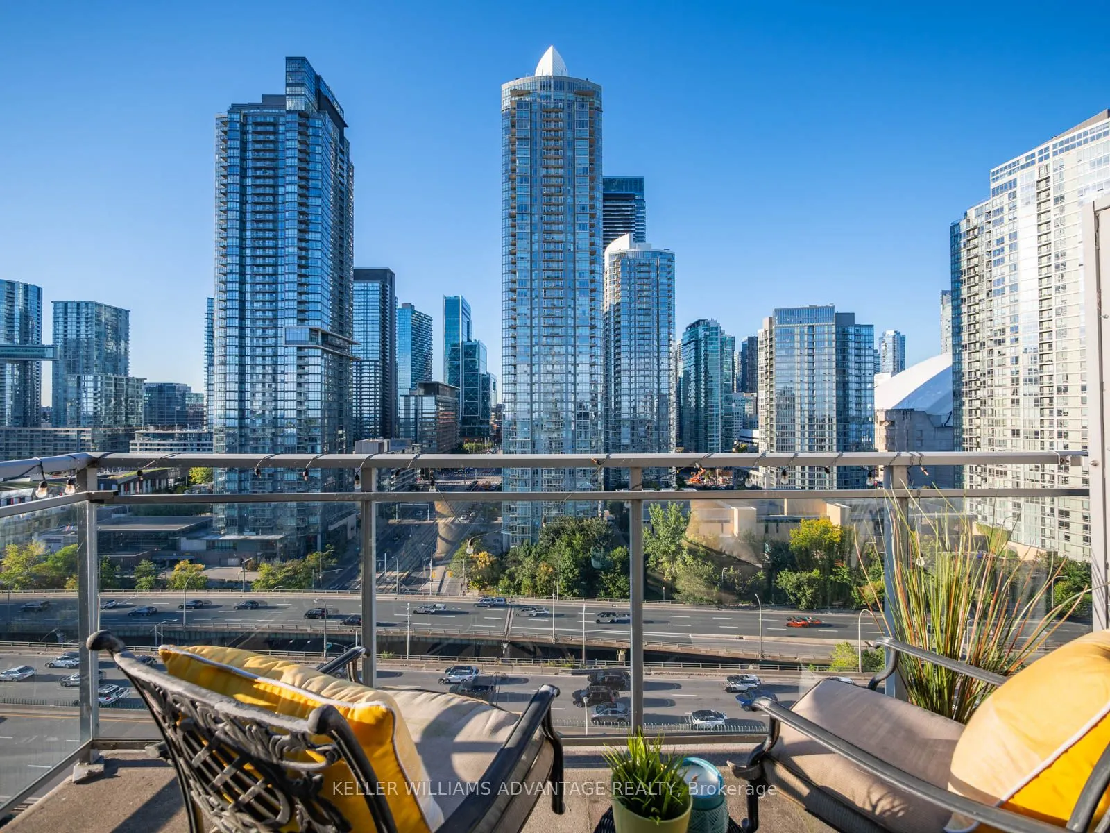 410 Queens Quay W, #UPH3