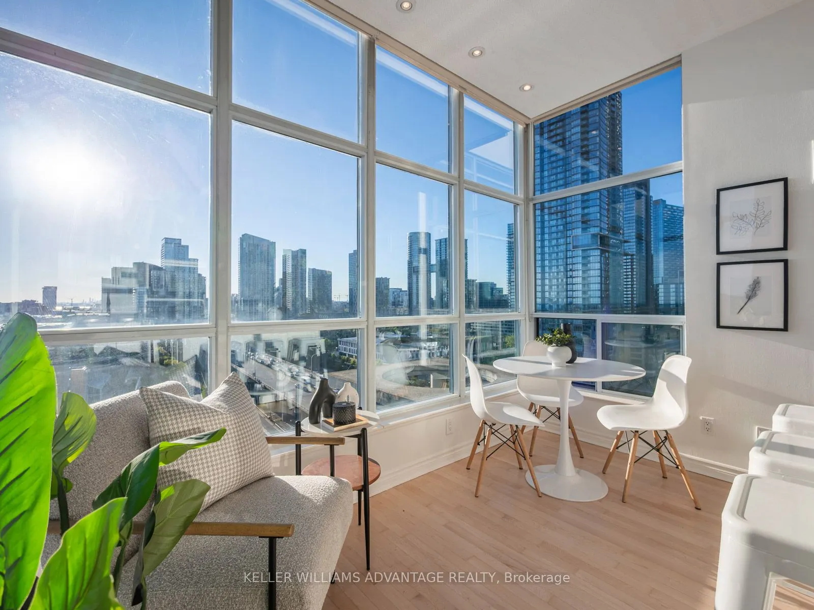 410 Queens Quay W, #UPH3