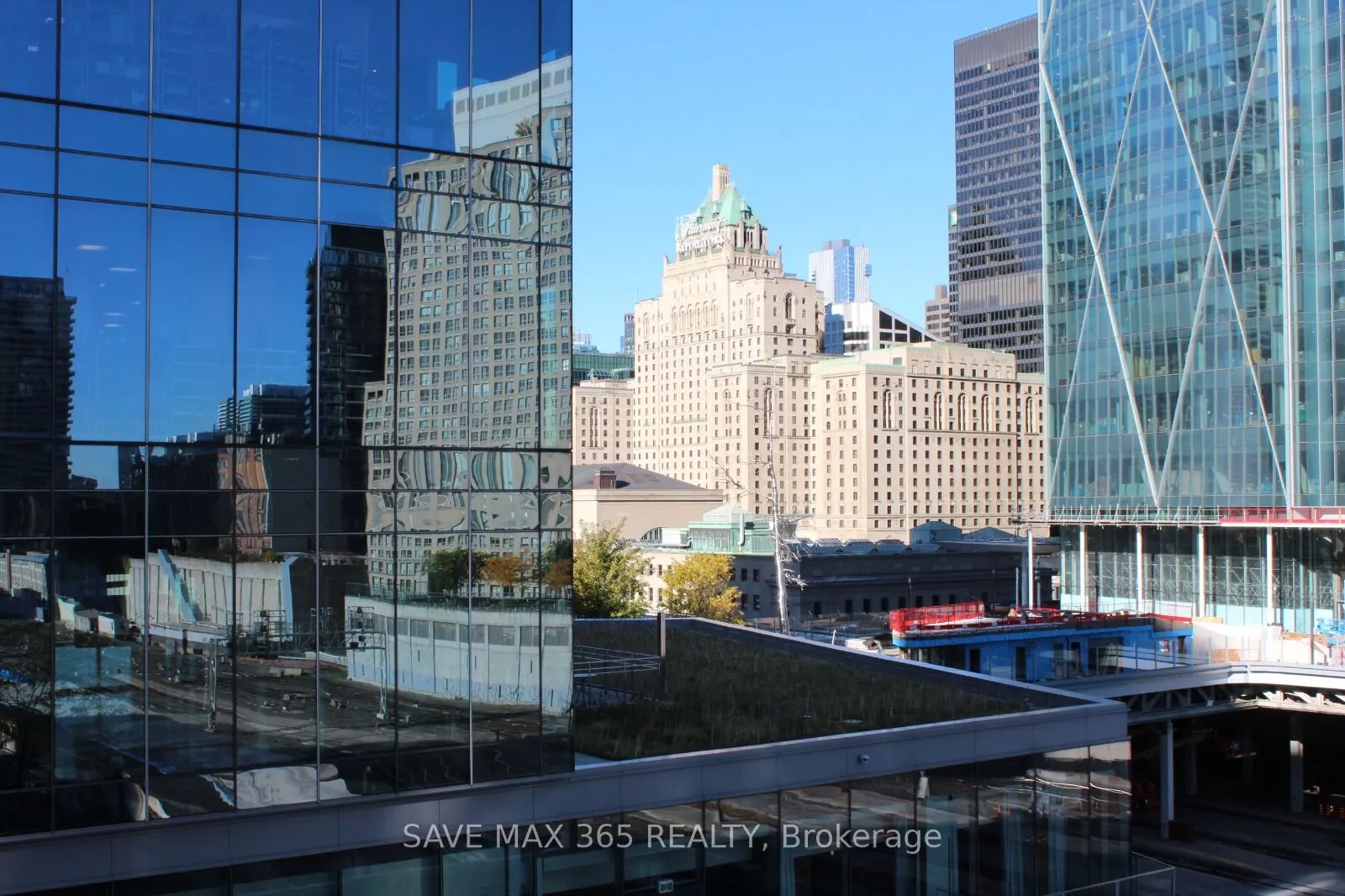 18 Yonge Street, #1003