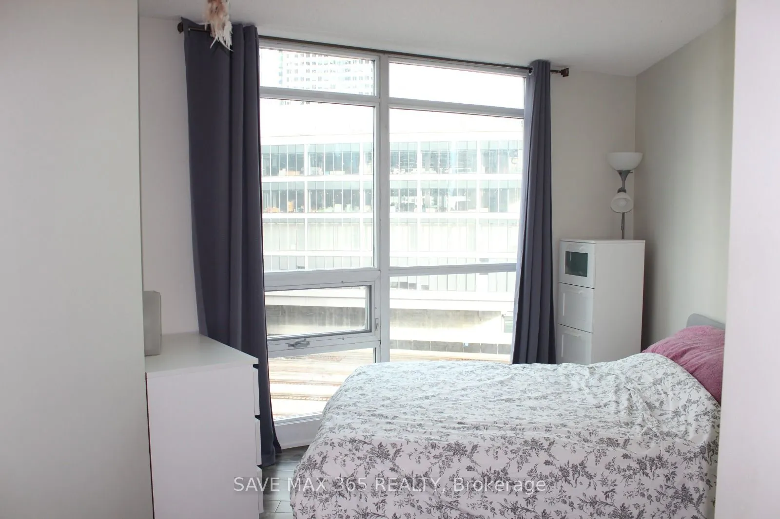 18 Yonge Street, #1003