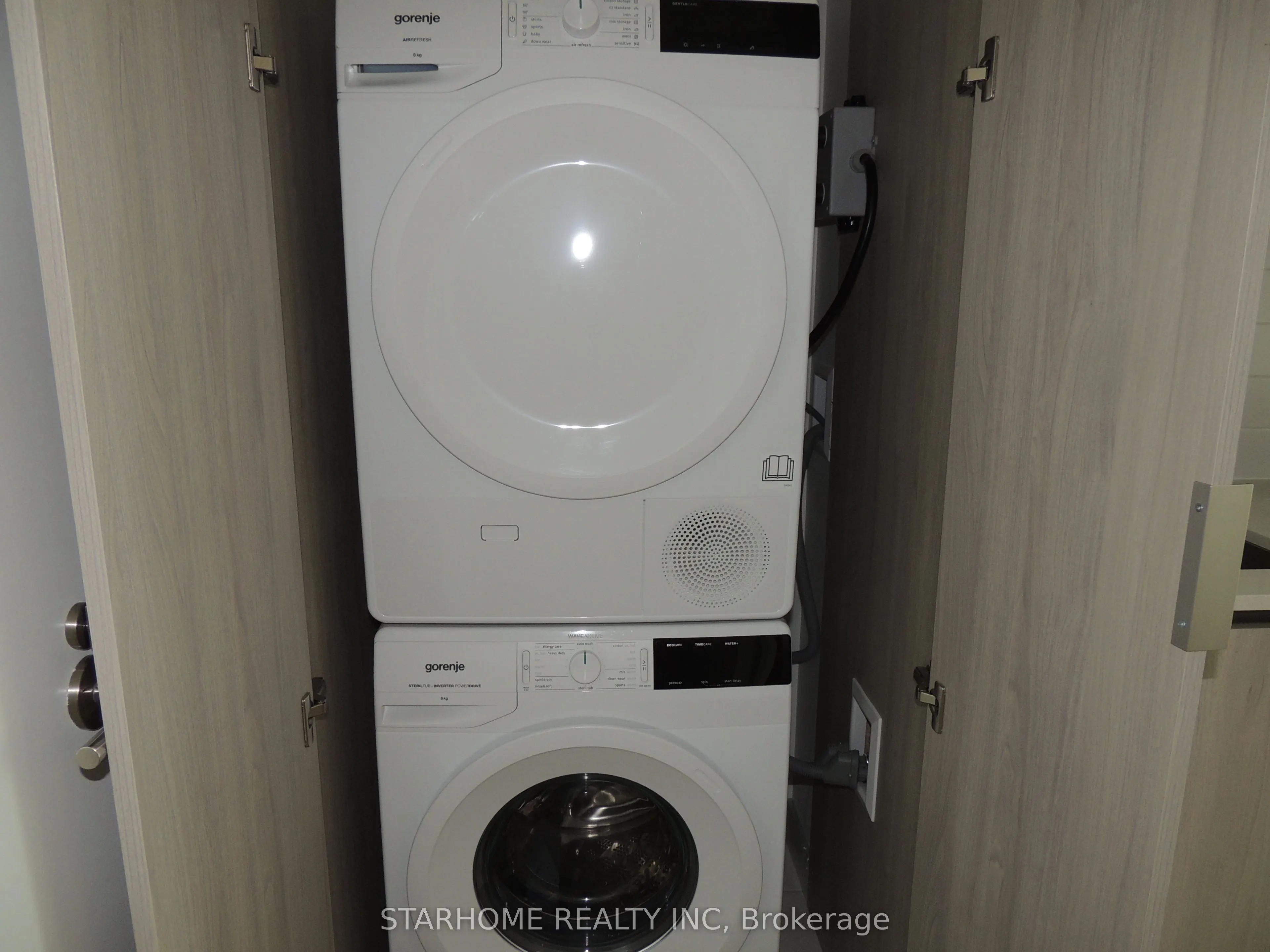 8 Widmer Street, #3307