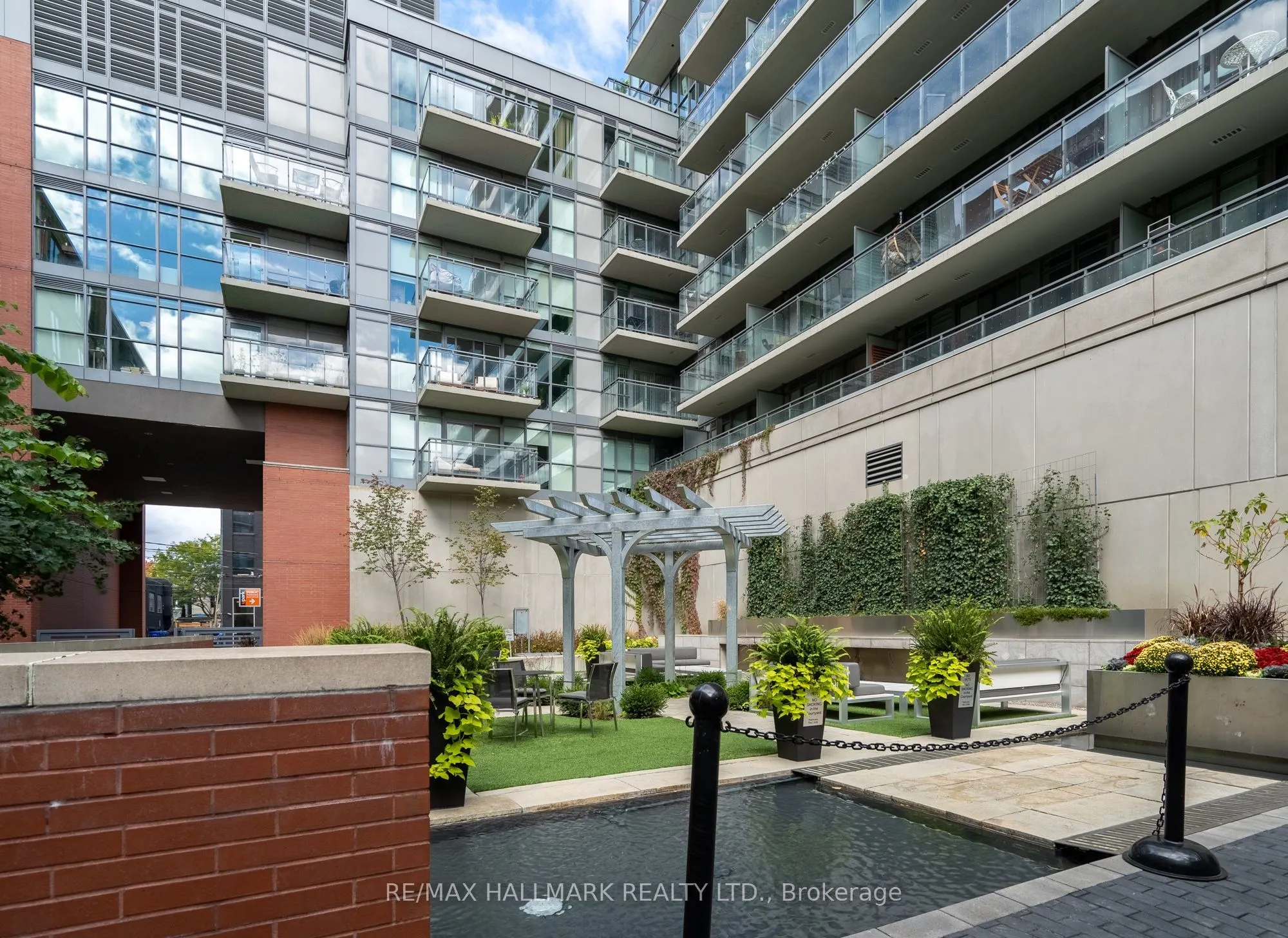 775 King Street W, #312