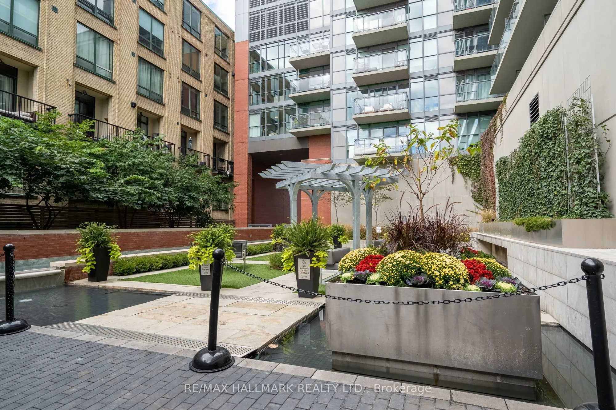 775 King Street W, #312