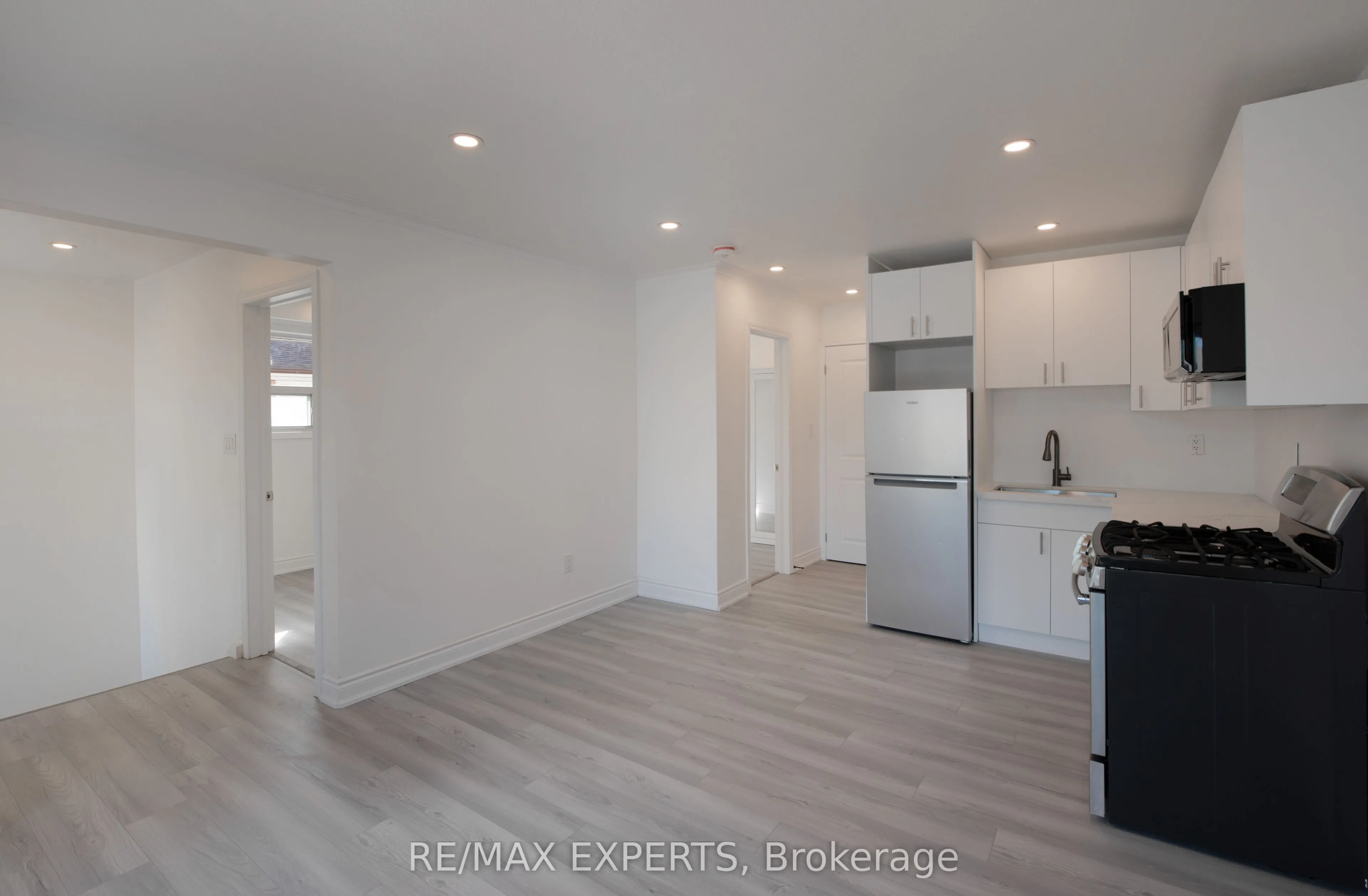 59 Bowhill Crescent, #2