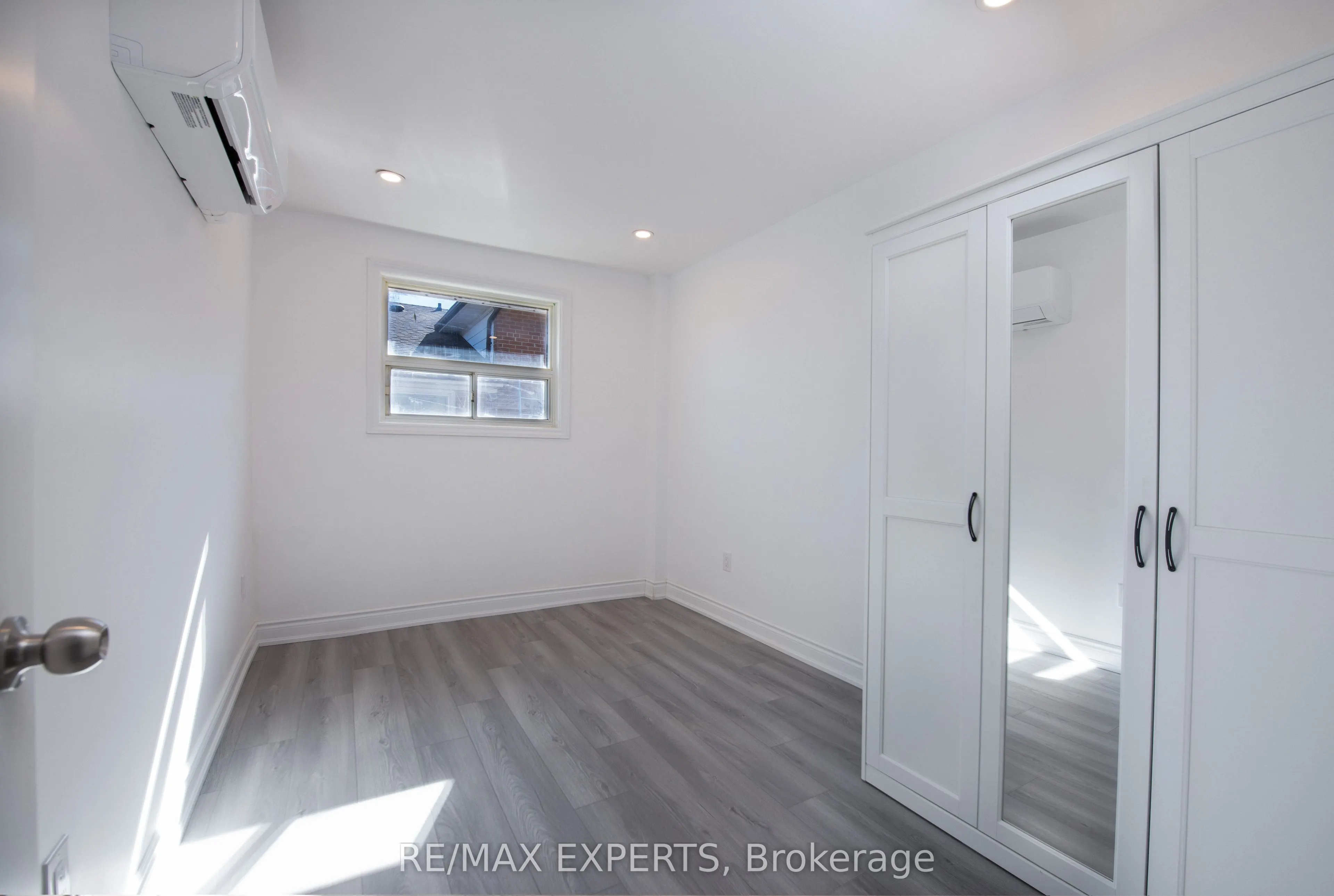59 Bowhill Crescent, #2