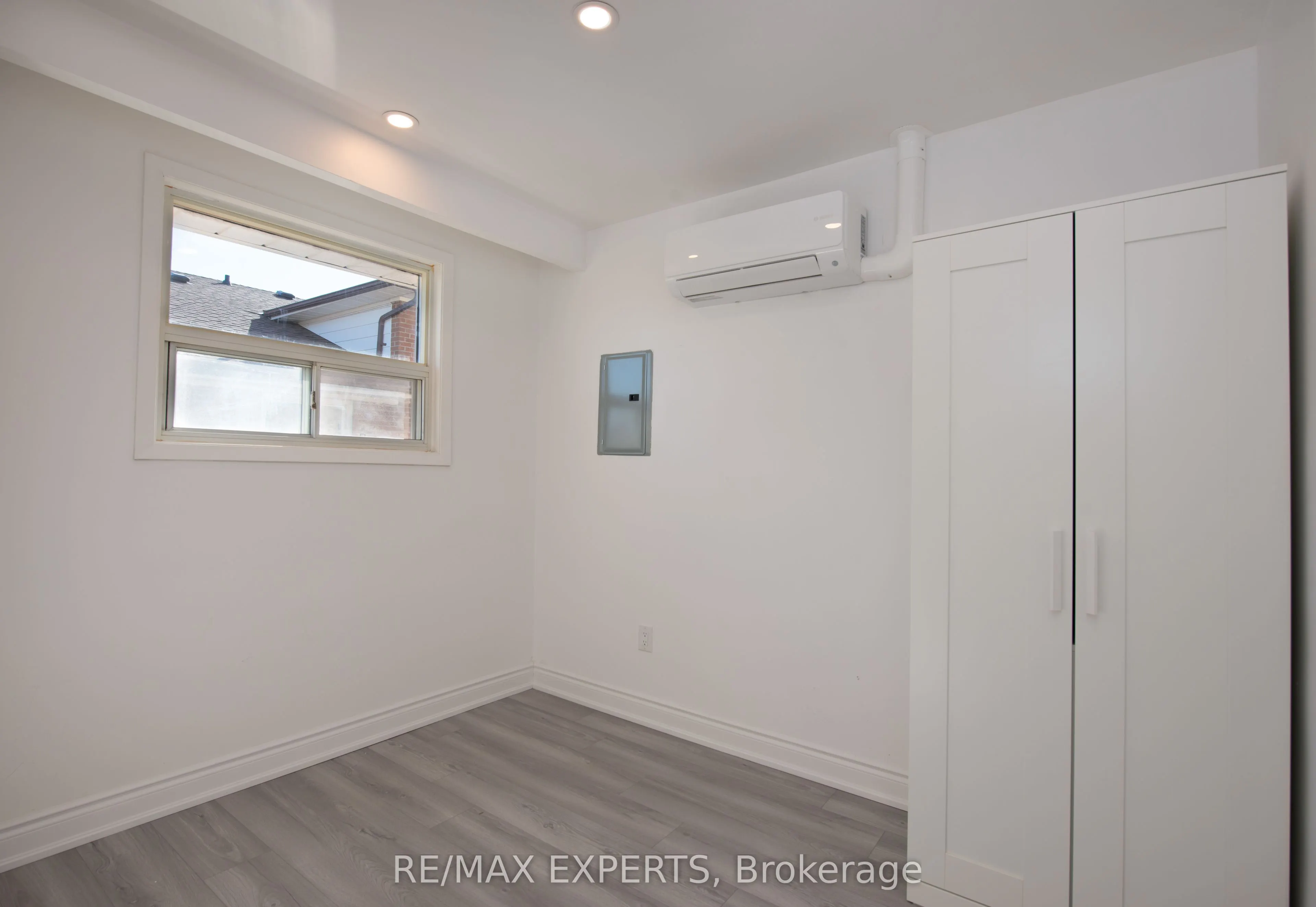 59 Bowhill Crescent, #2