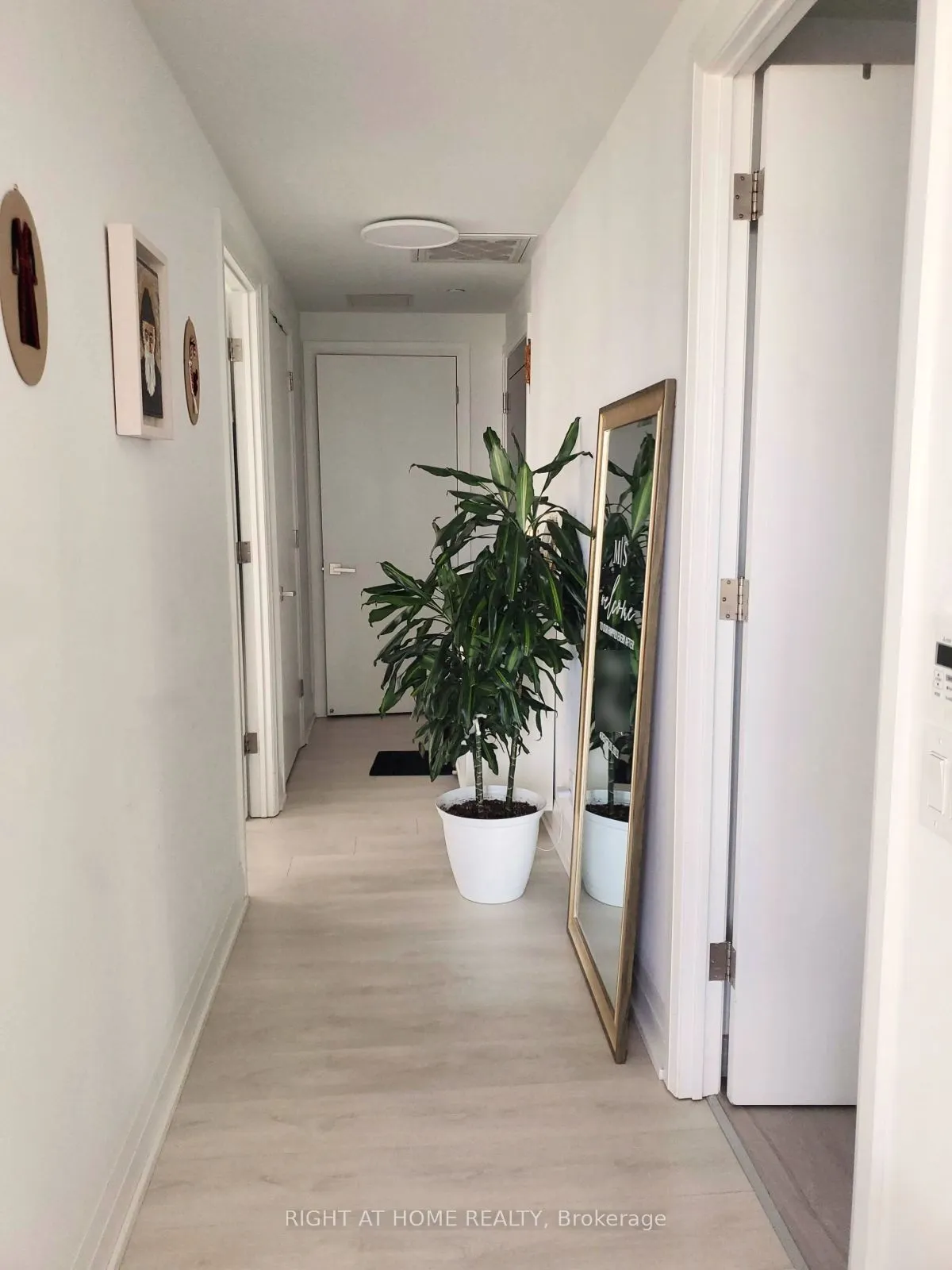 33 Frederick Todd Way, #1308