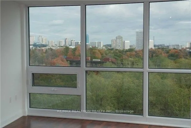 160 Vanderhoof Avenue, #605