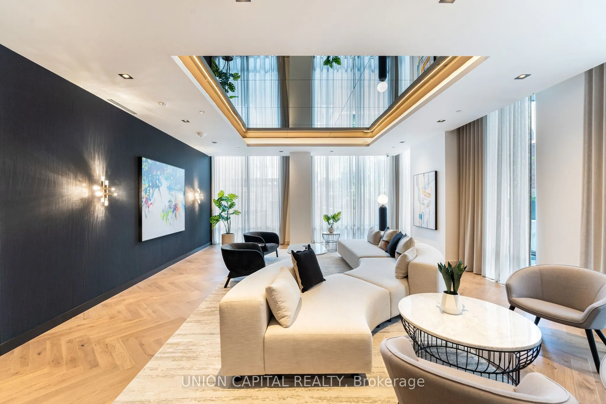 108 Peter Street, #301