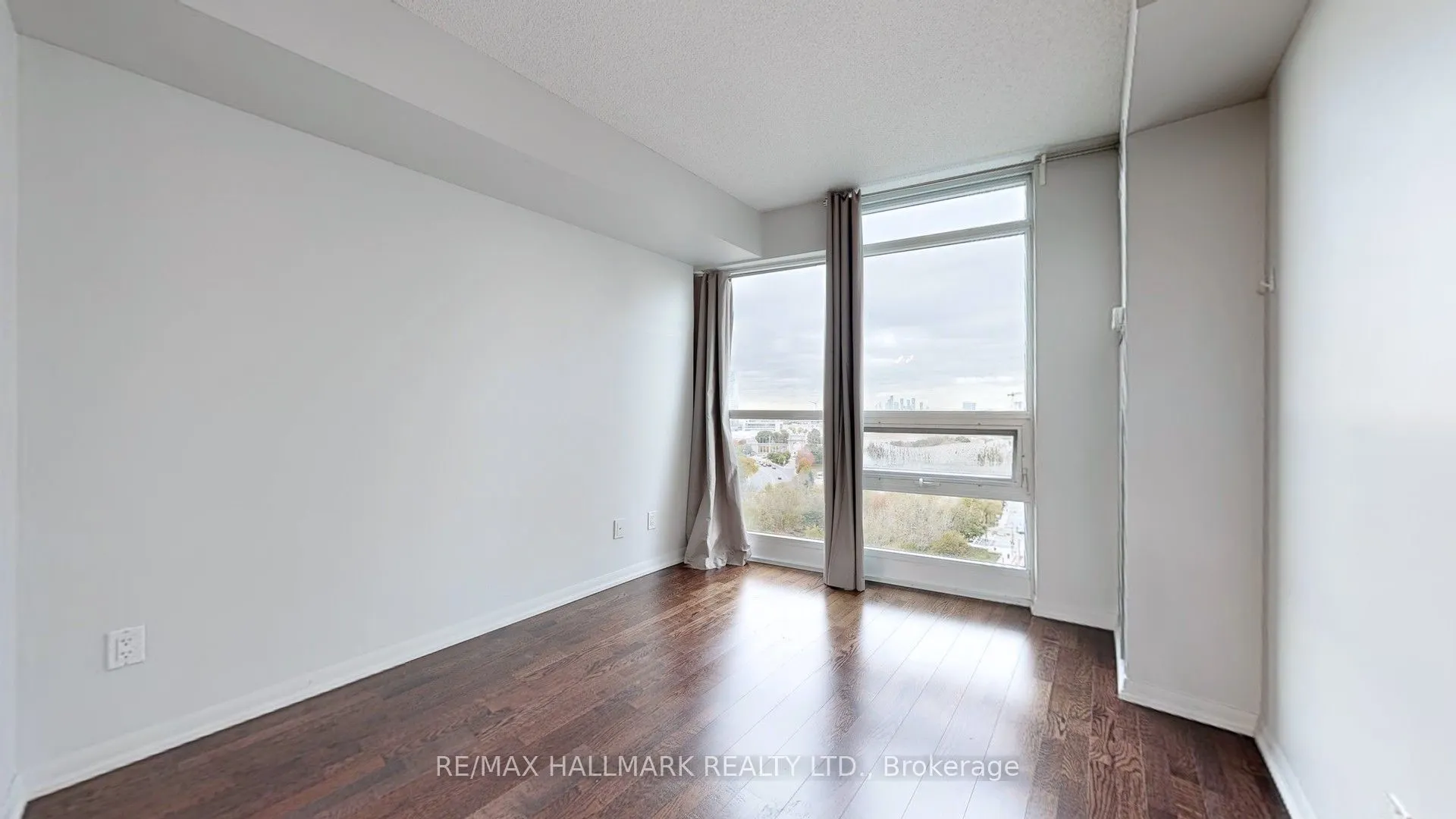 215 Fort York Boulevard, #1607