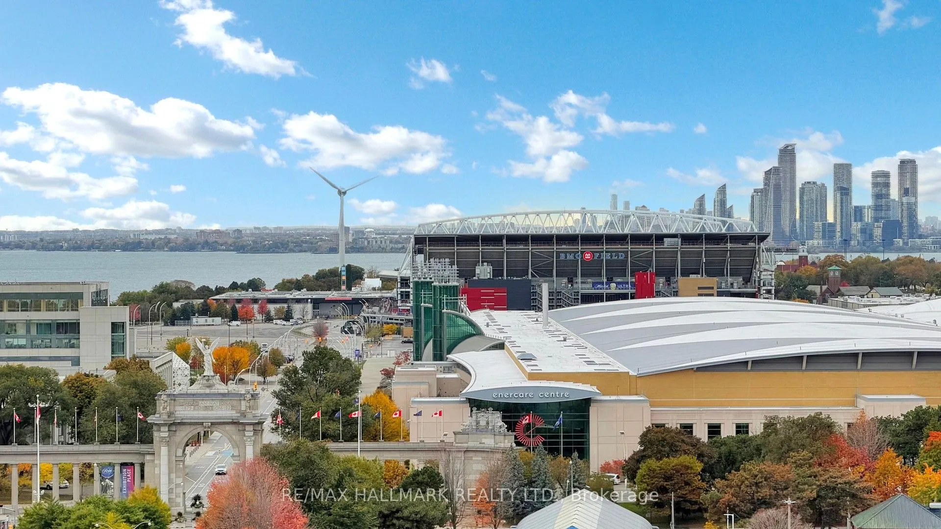 215 Fort York Boulevard, #1607