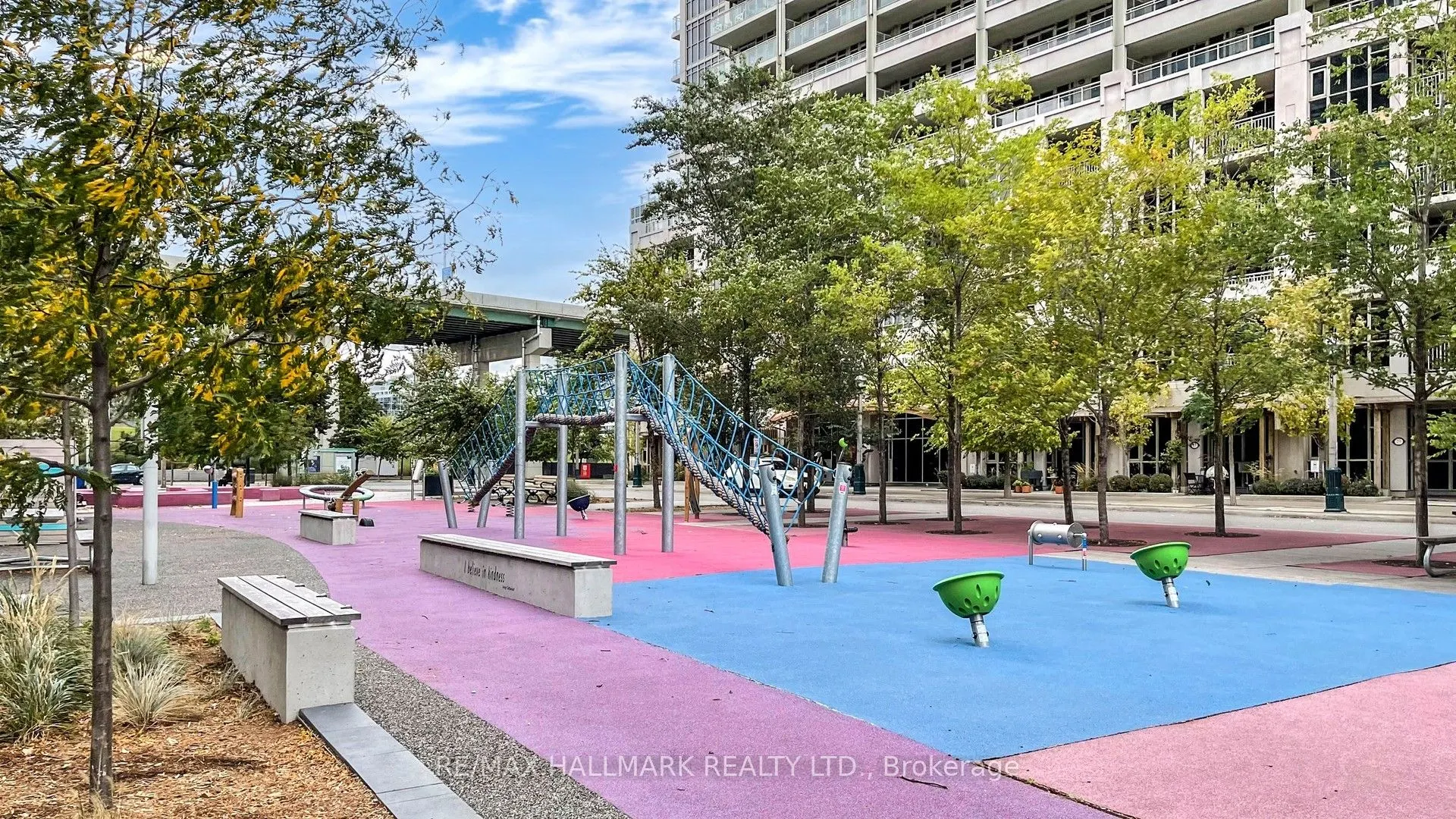 215 Fort York Boulevard, #1607