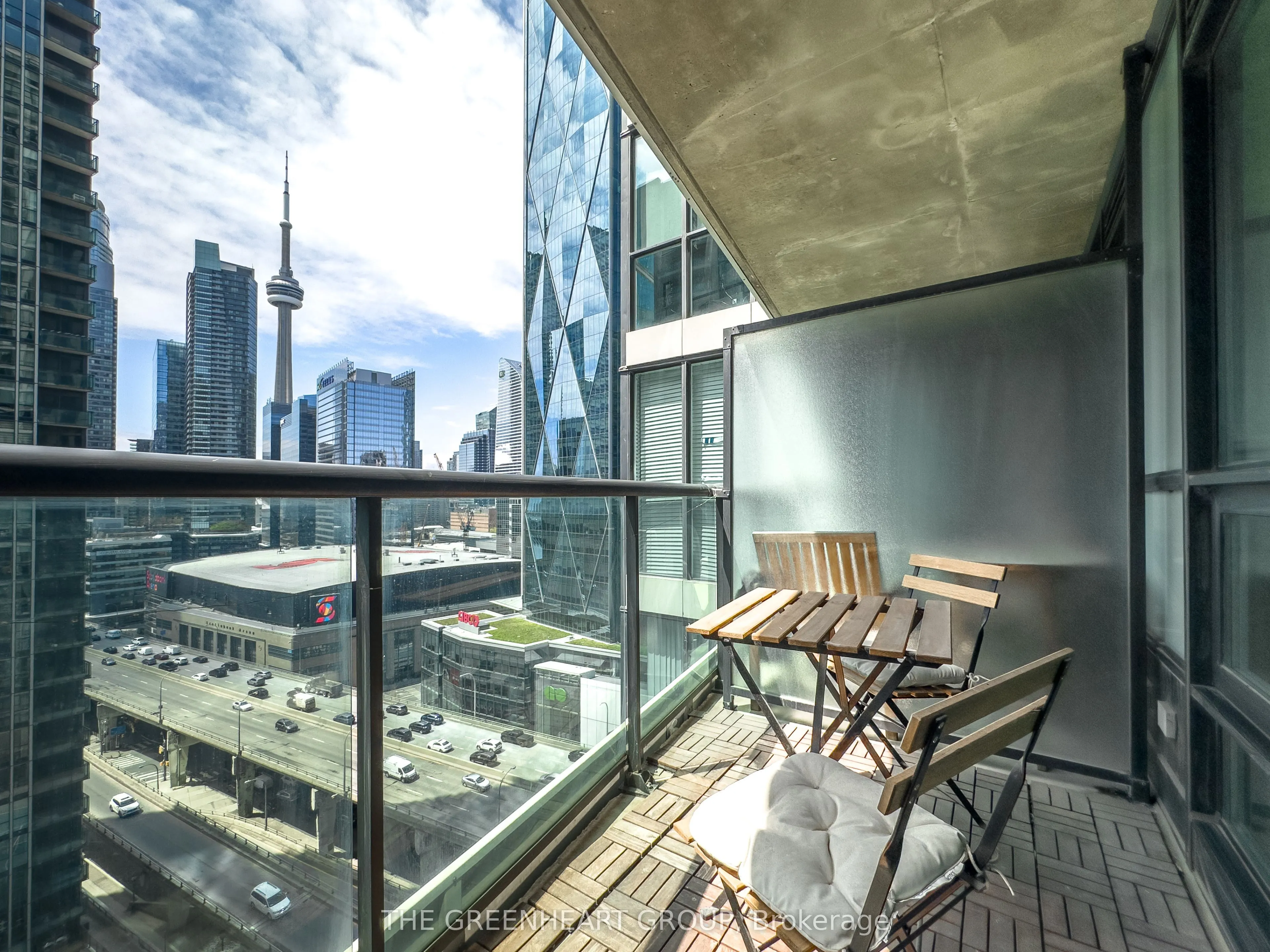 16 Yonge Street, #1913