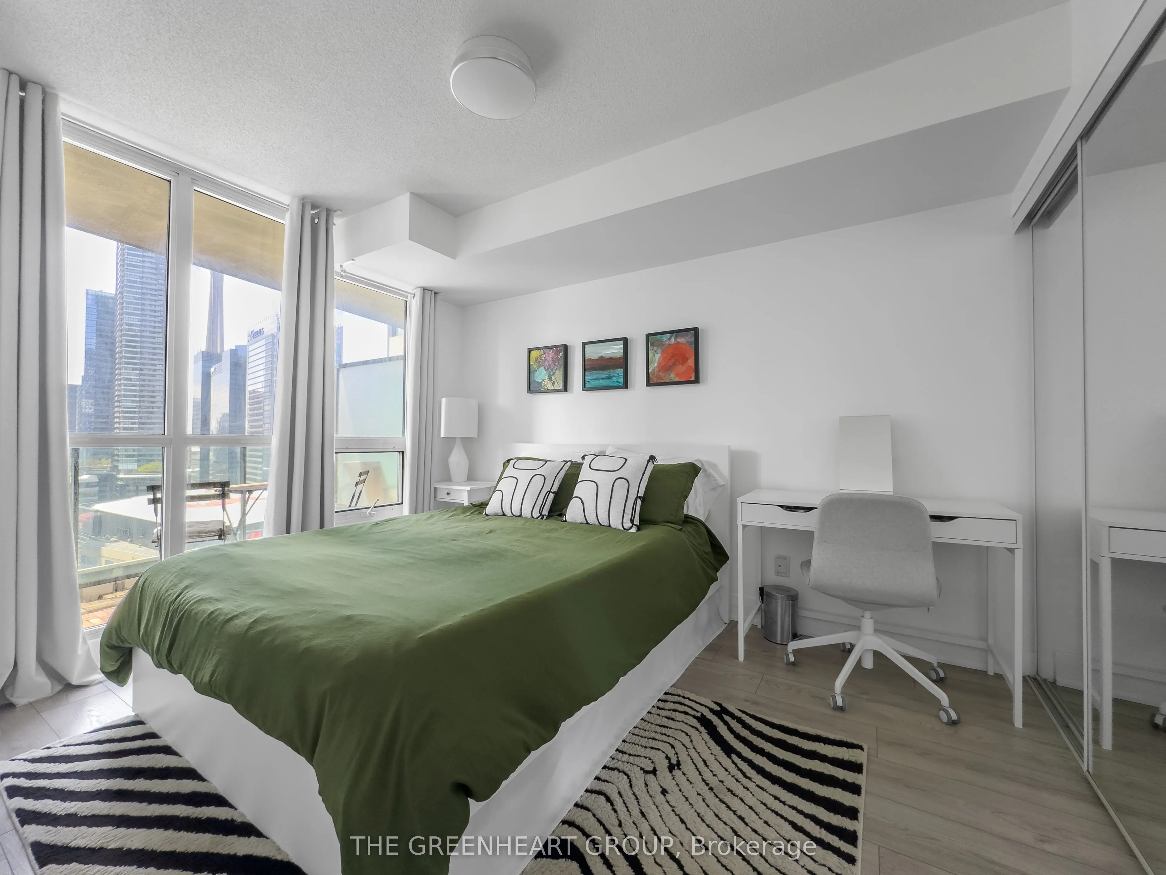 16 Yonge Street, #1913