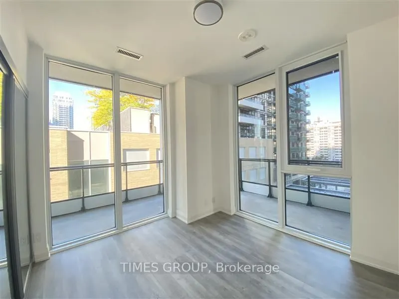 65 Broadway Avenue, #611