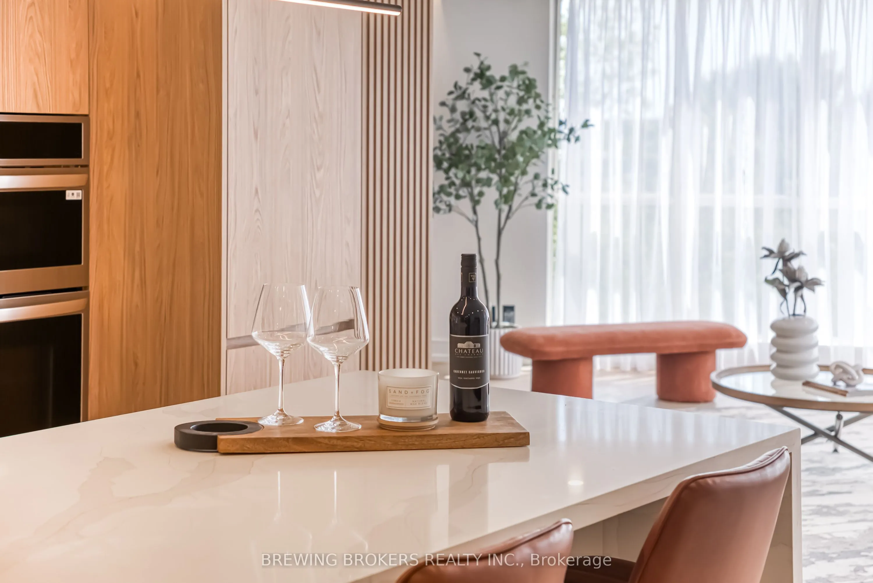 85 Skymark Drive, #501