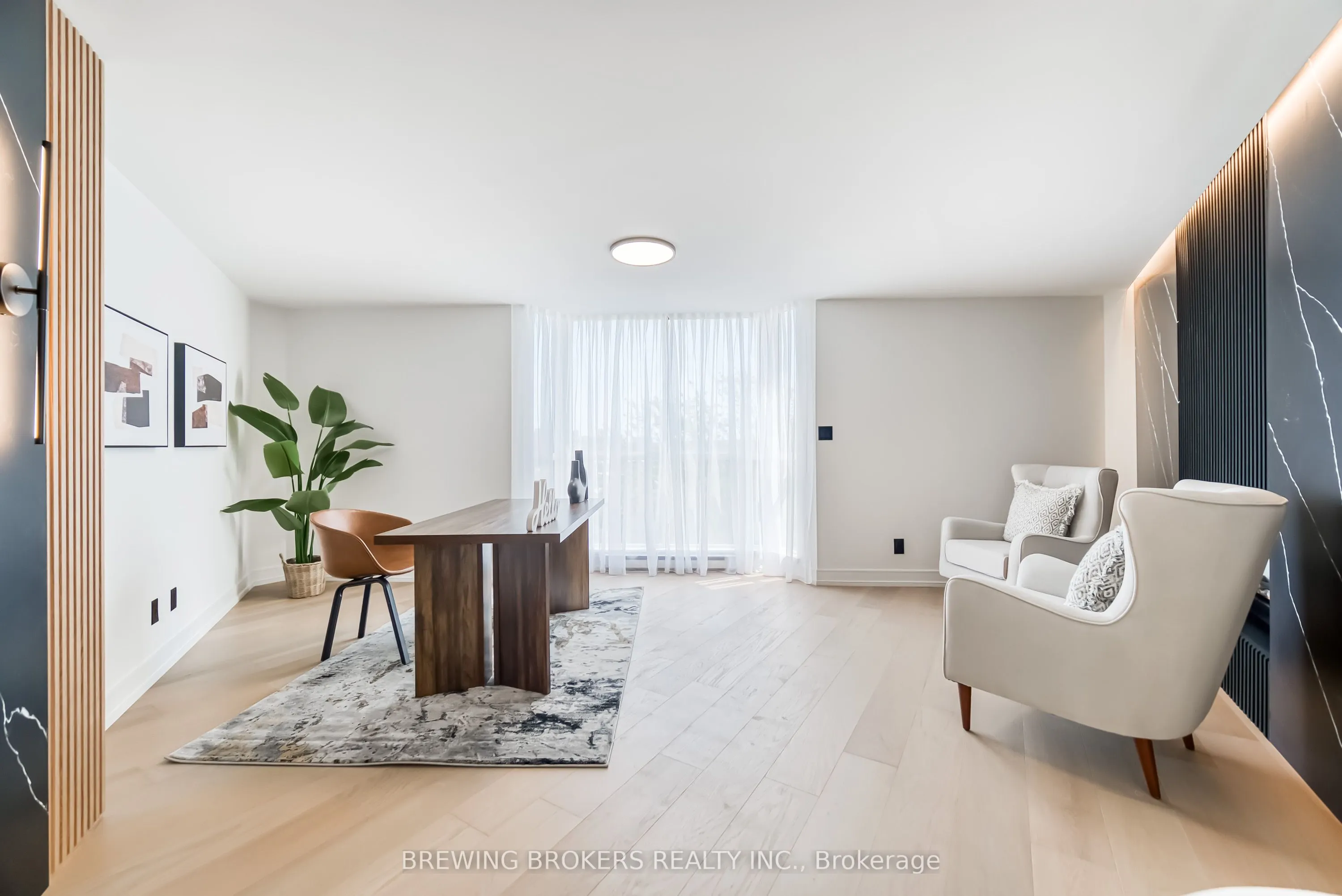 85 Skymark Drive, #501