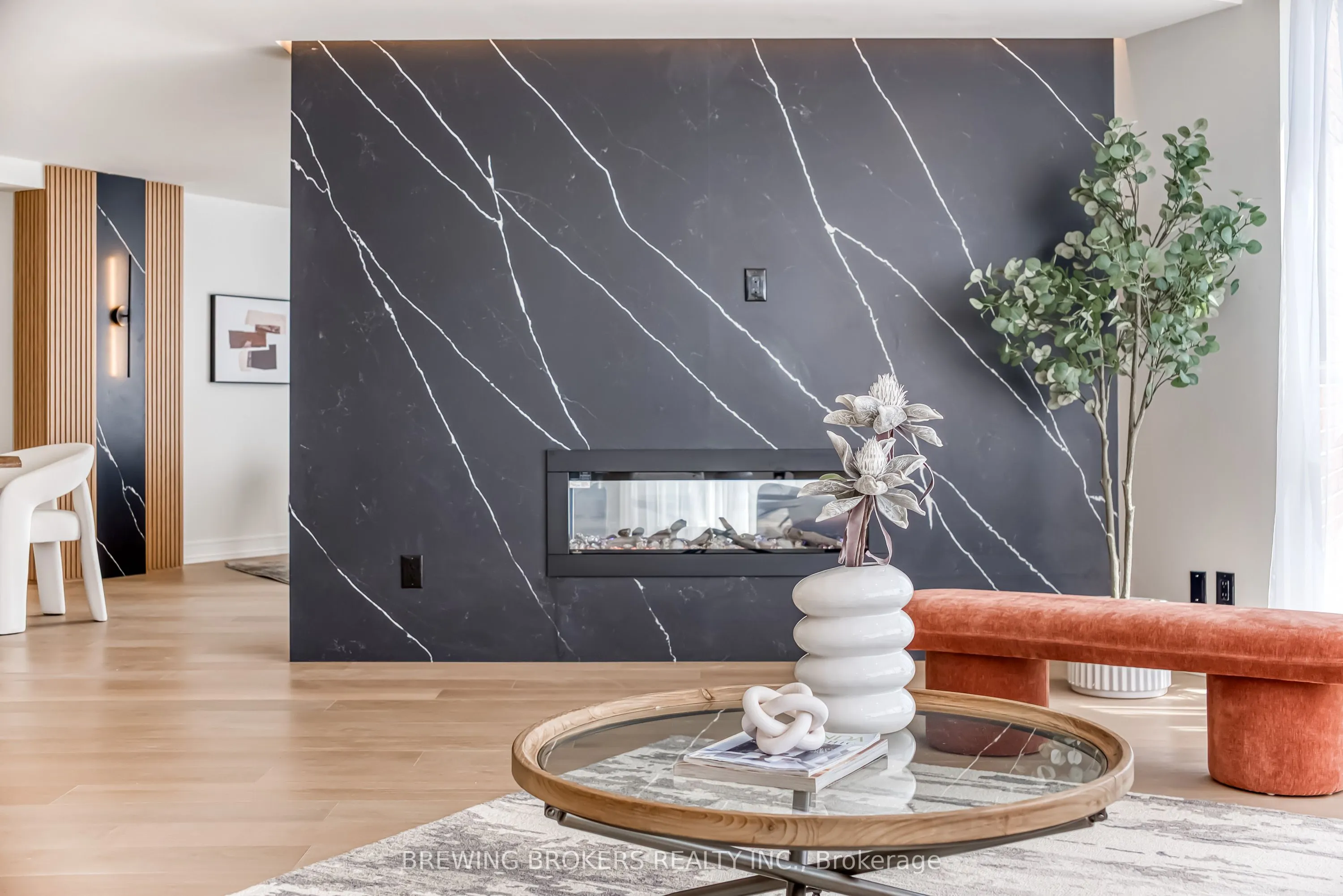 85 Skymark Drive, #501