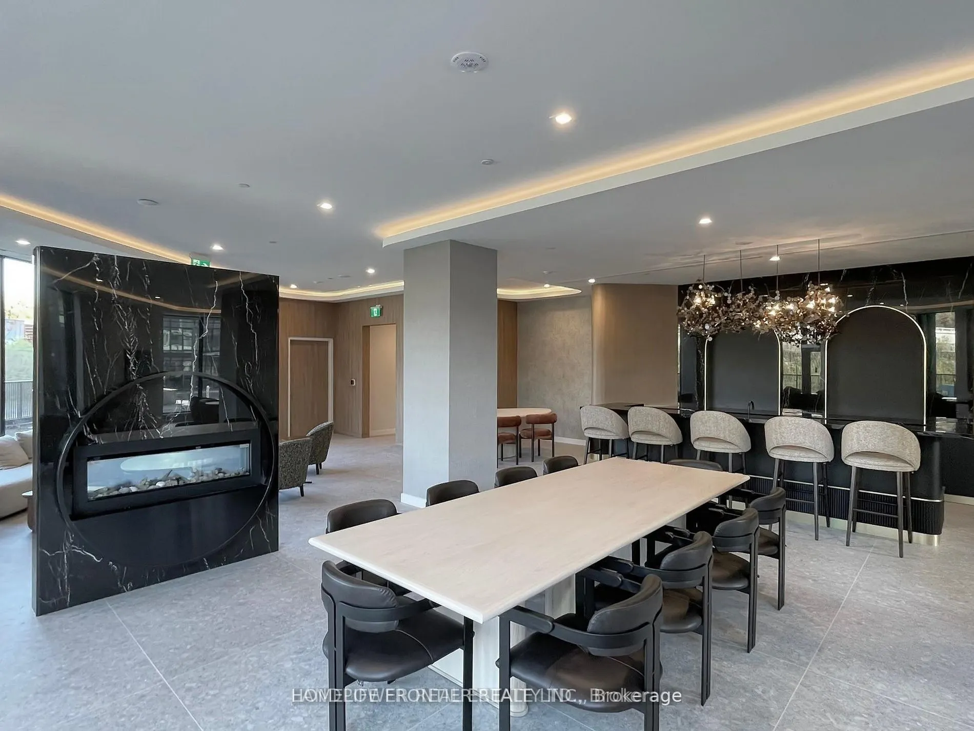 1 KYLE LOWRY RD Road, #416